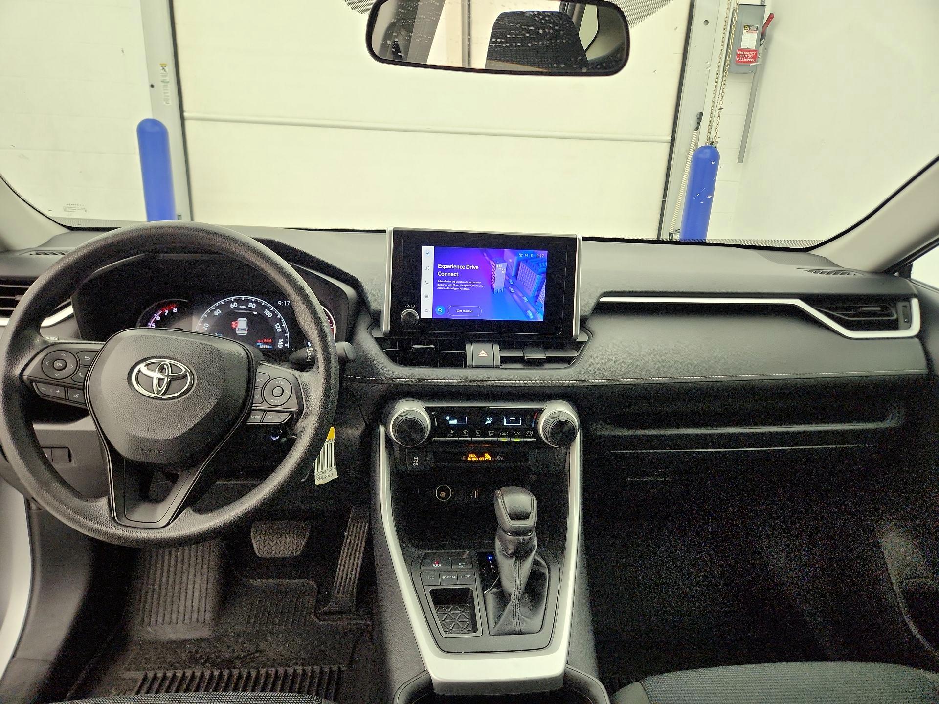 Thumbnail: 2023 Toyota RAV4 - 9