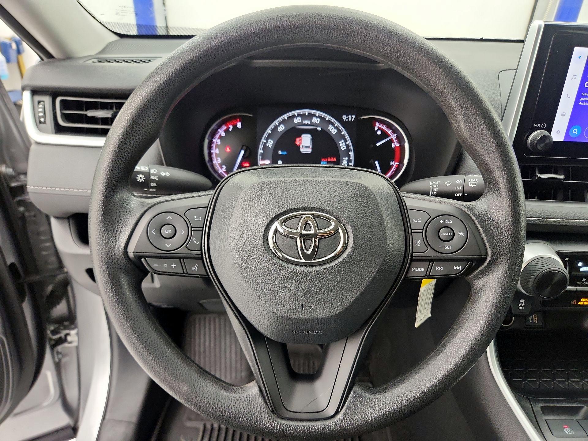 Thumbnail: 2023 Toyota RAV4 - 10