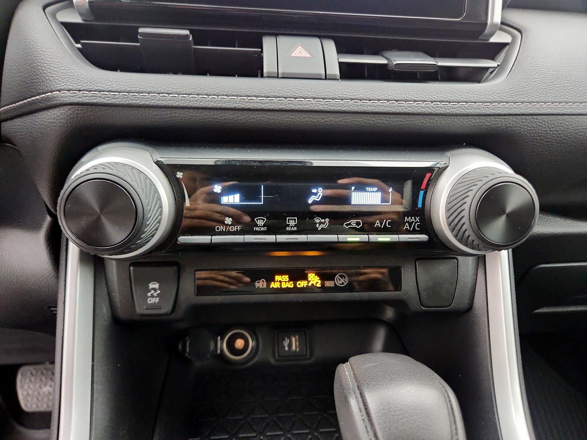 Thumbnail: 2023 Toyota RAV4 - 16