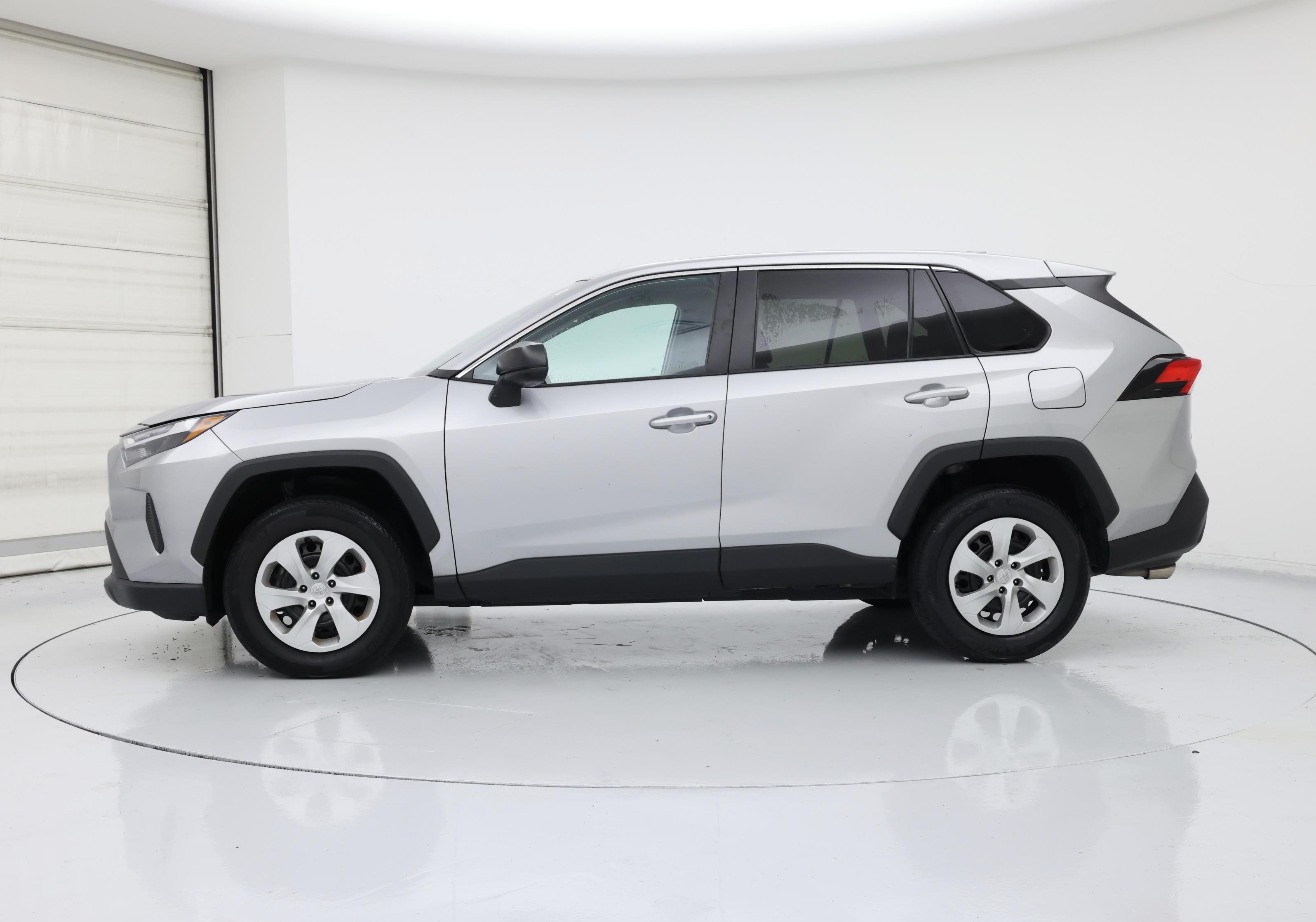 Thumbnail: 2023 Toyota RAV4 - 3