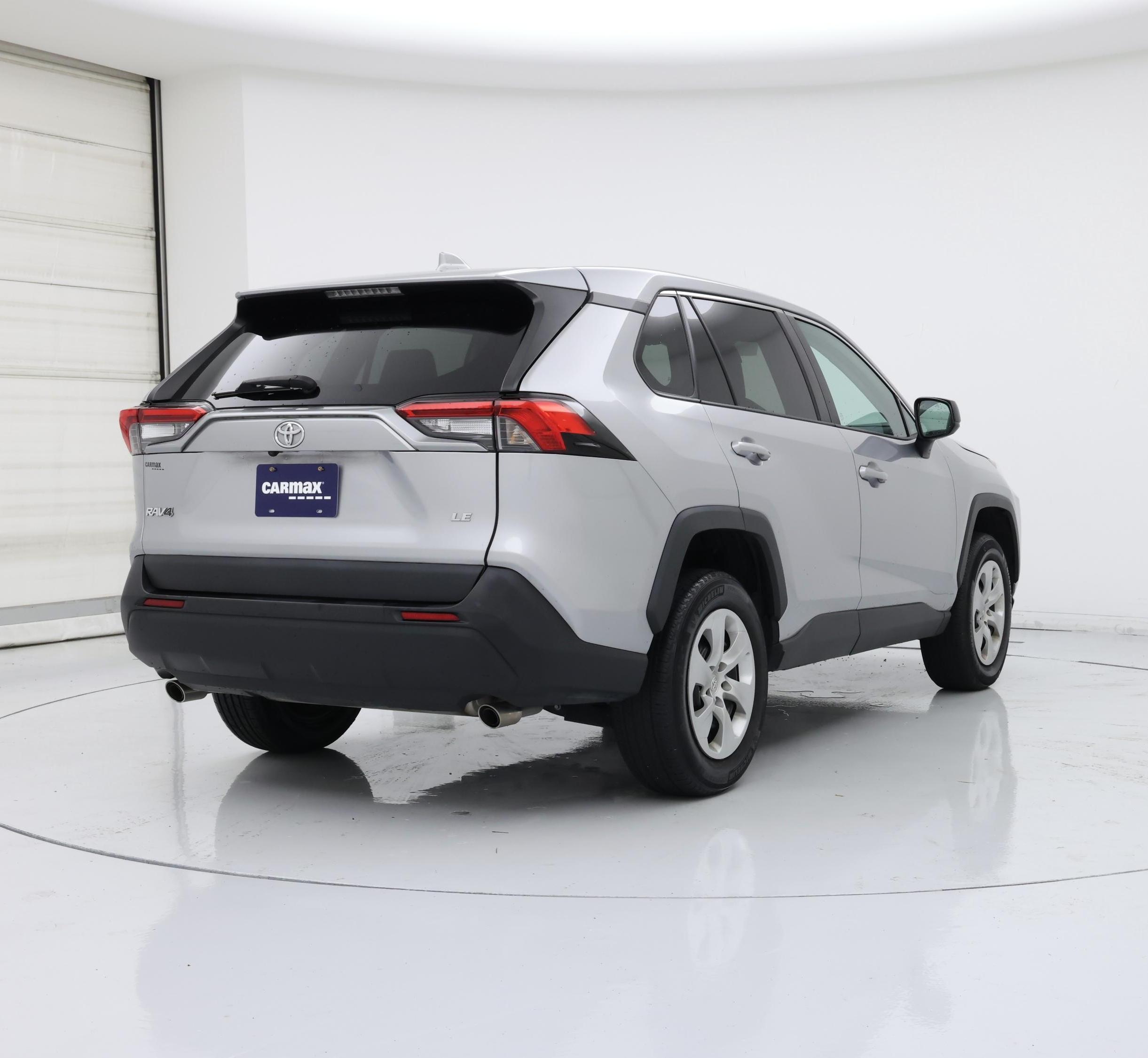Thumbnail: 2023 Toyota RAV4 - 8