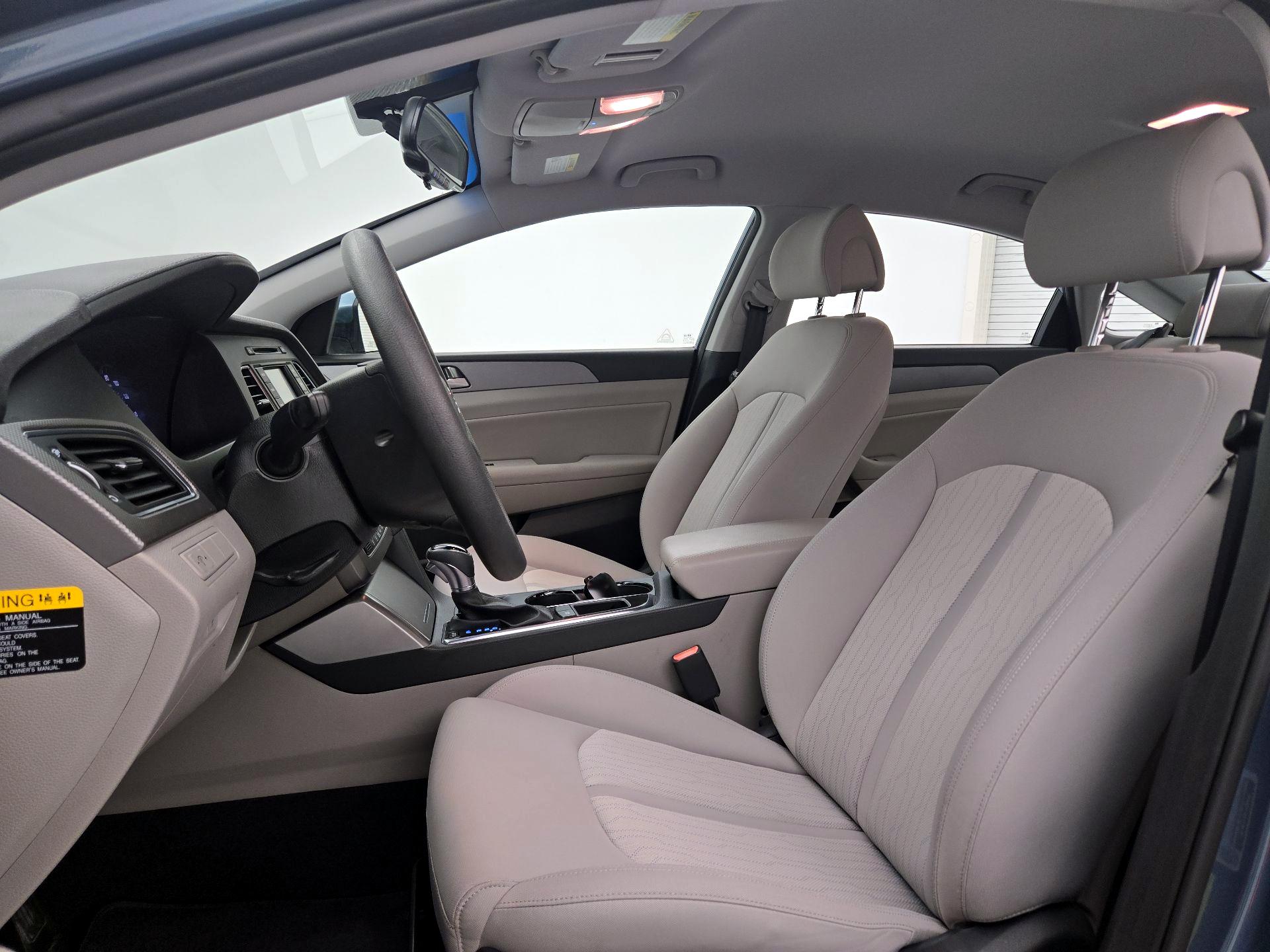 Thumbnail: 2016 Hyundai Sonata - 11