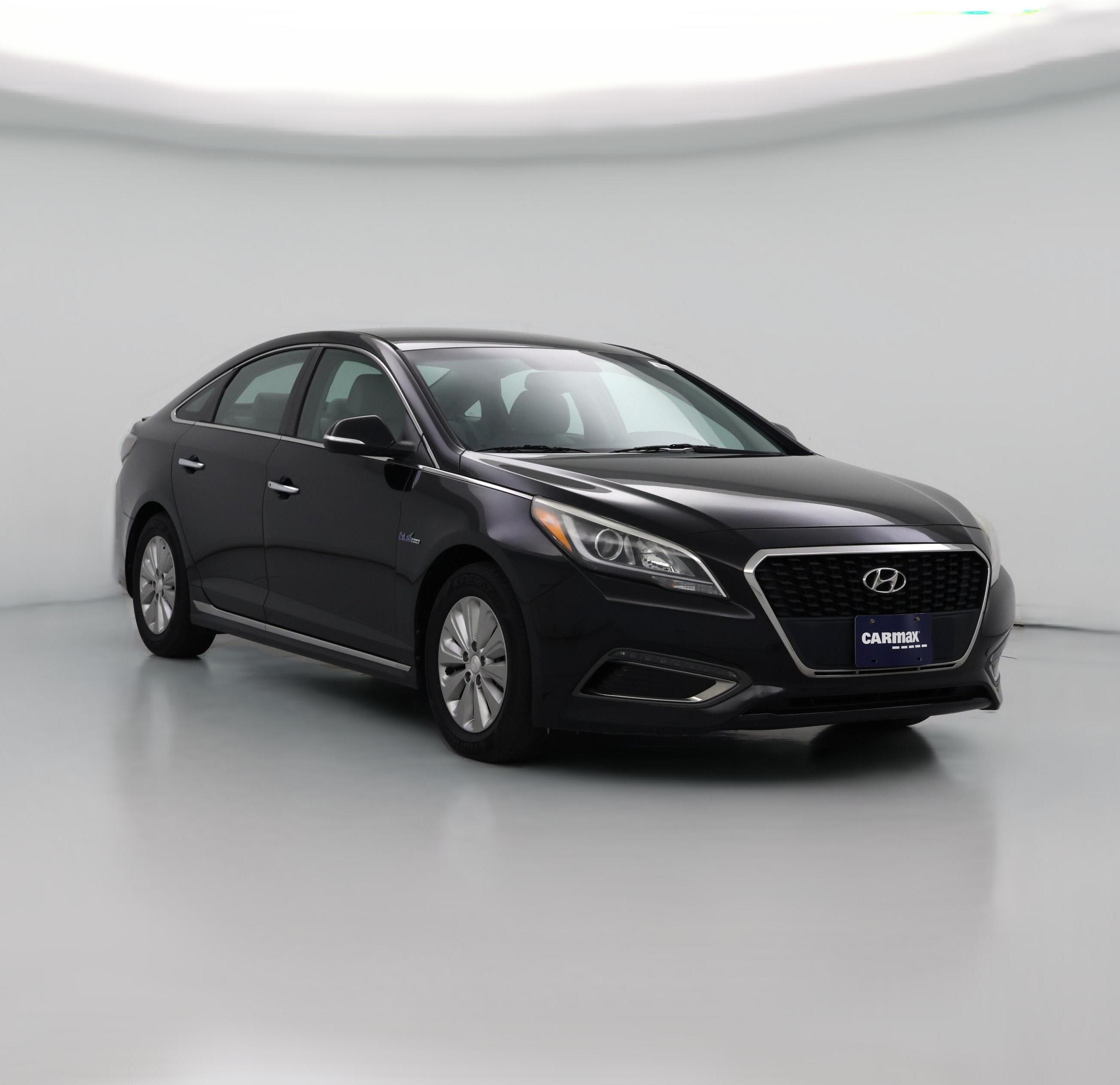 Thumbnail: 2016 Hyundai Sonata - 1