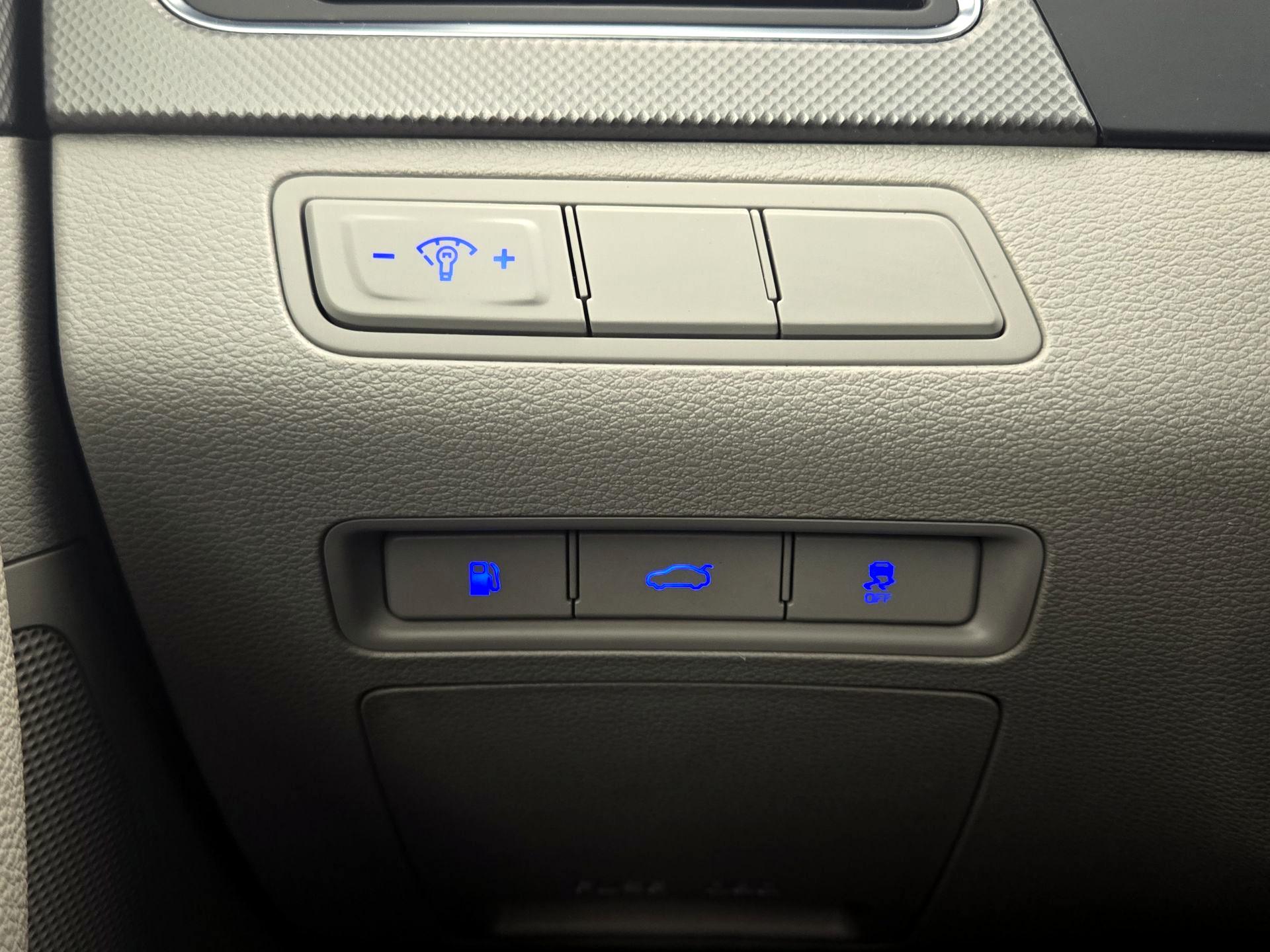 Thumbnail: 2016 Hyundai Sonata - 13