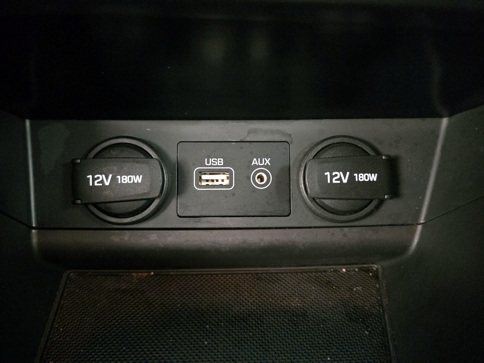 Thumbnail: 2016 Hyundai Sonata - 18