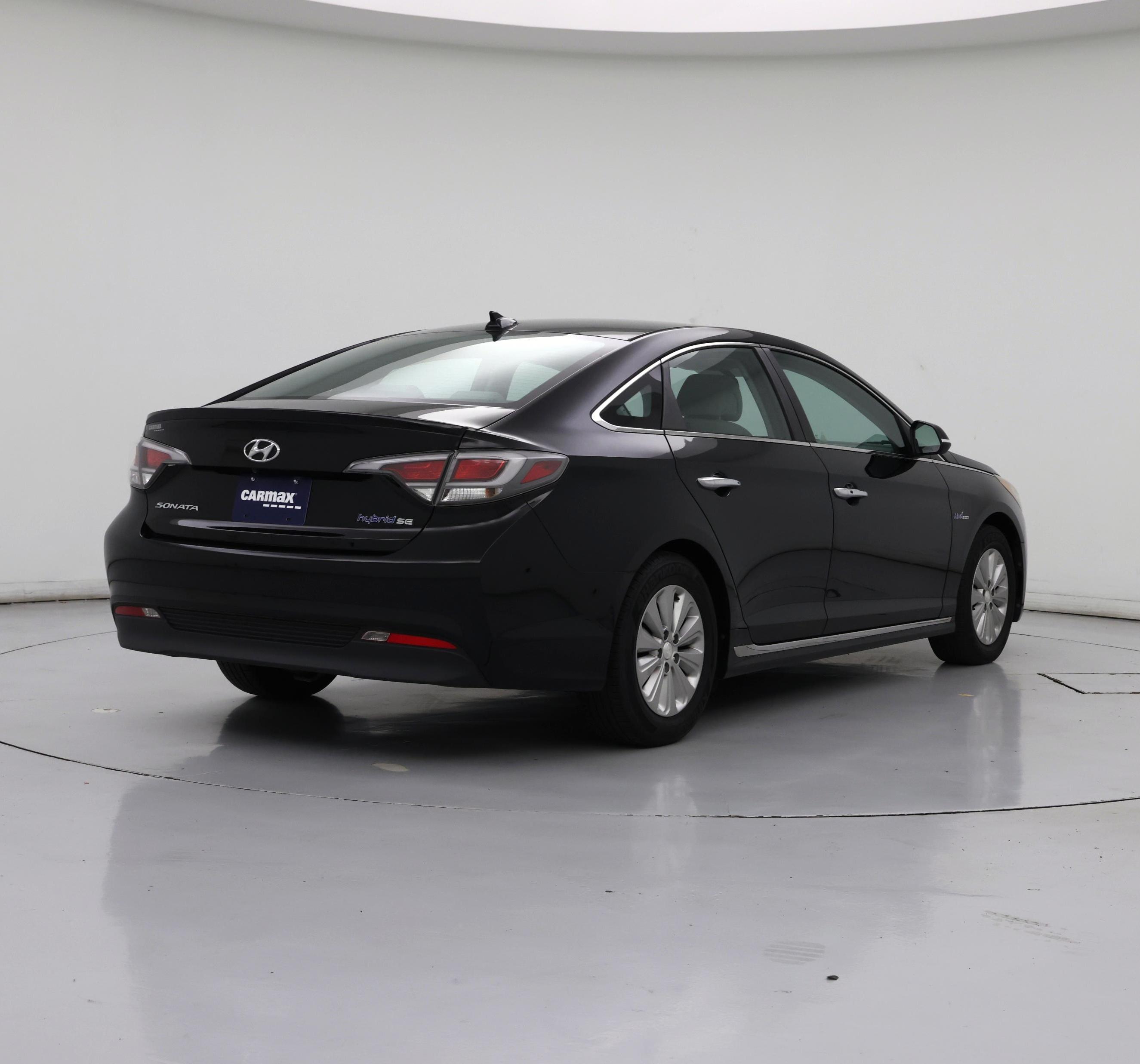Thumbnail: 2016 Hyundai Sonata - 8