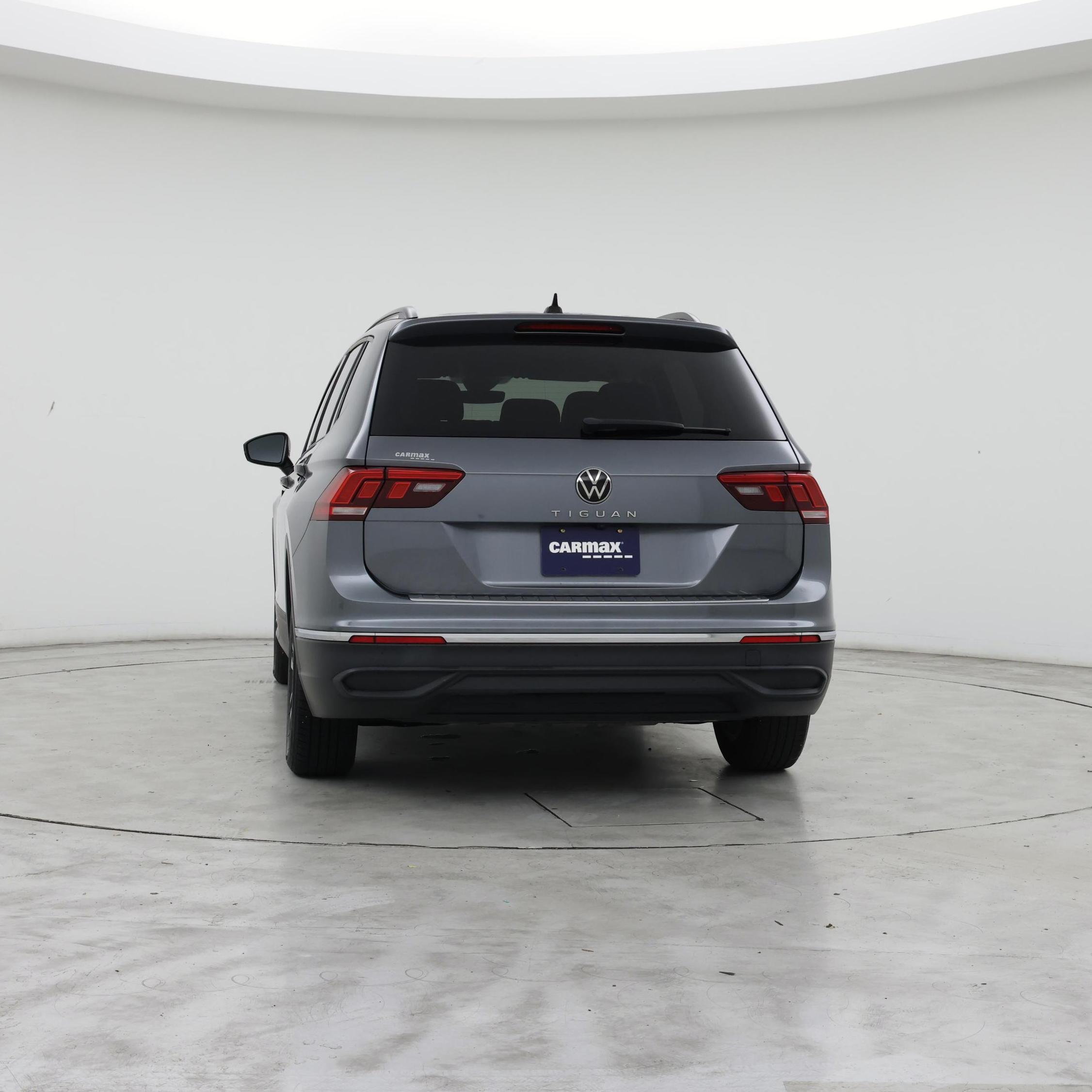 Thumbnail: 2023 Volkswagen Tiguan - 6