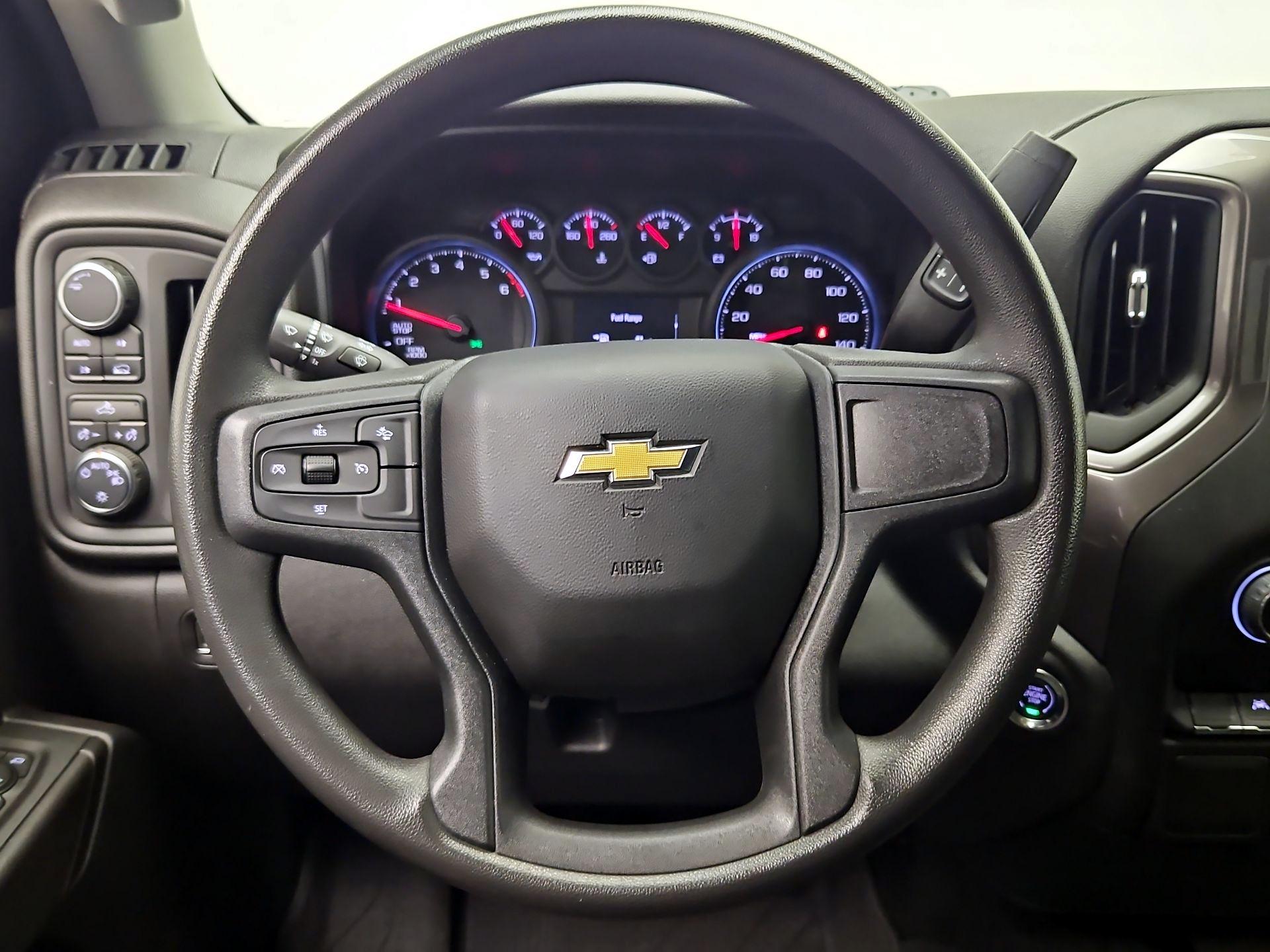 Thumbnail: 2023 Chevrolet Silverado 1500 - 10