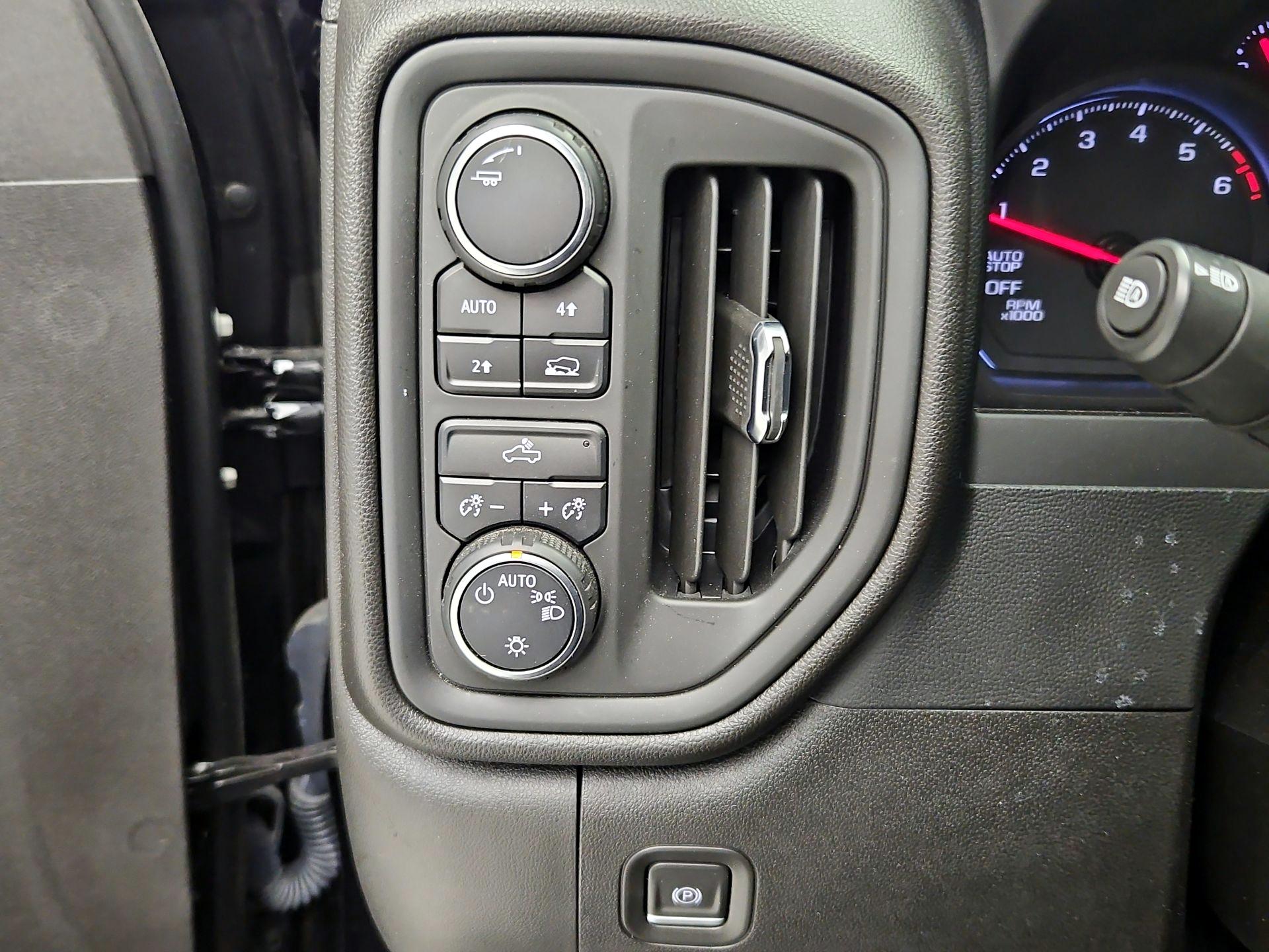 Thumbnail: 2023 Chevrolet Silverado 1500 - 13