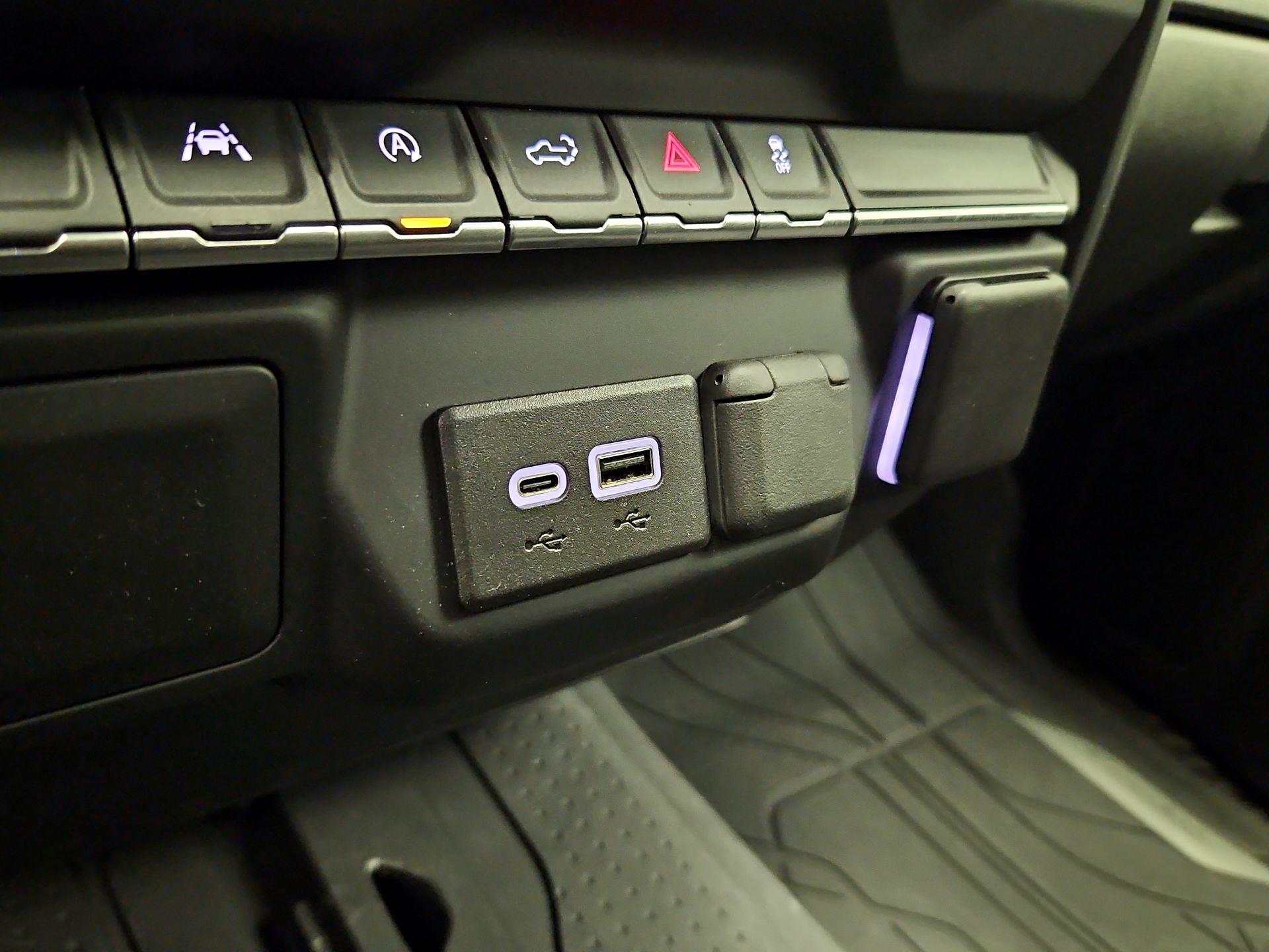 Thumbnail: 2023 Chevrolet Silverado 1500 - 18