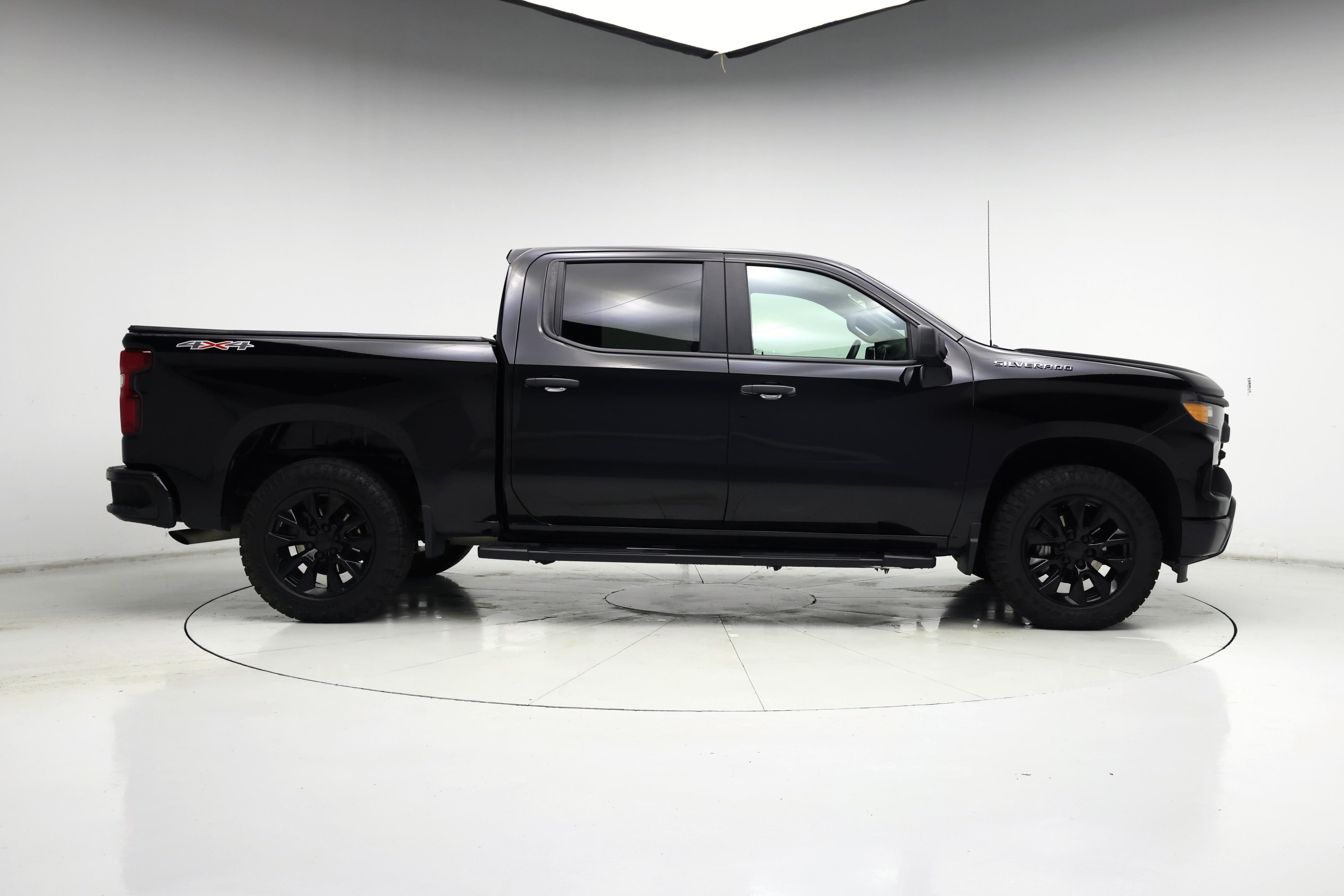 Thumbnail: 2023 Chevrolet Silverado 1500 - 7