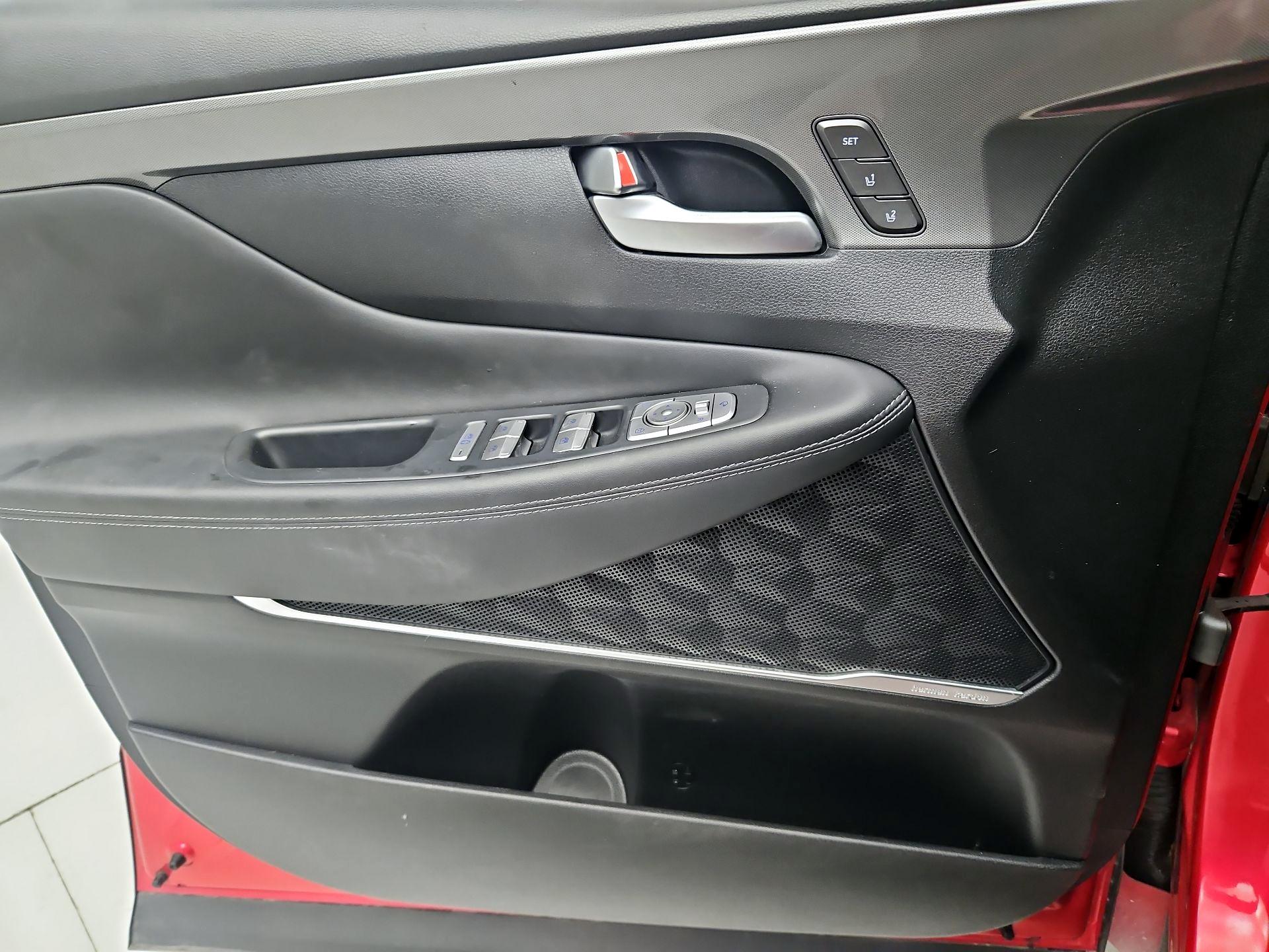 Thumbnail: 2023 Hyundai Santa Fe - 12