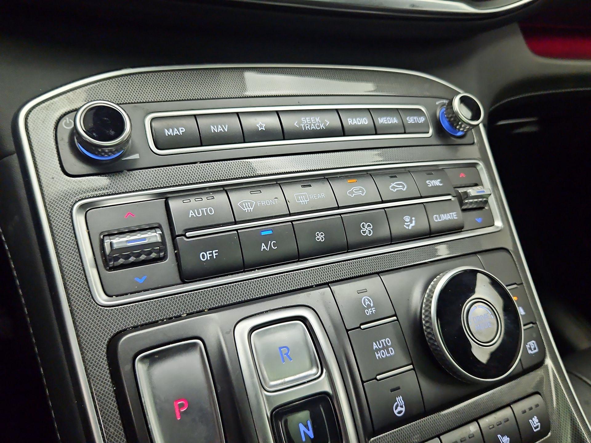 Thumbnail: 2023 Hyundai Santa Fe - 17