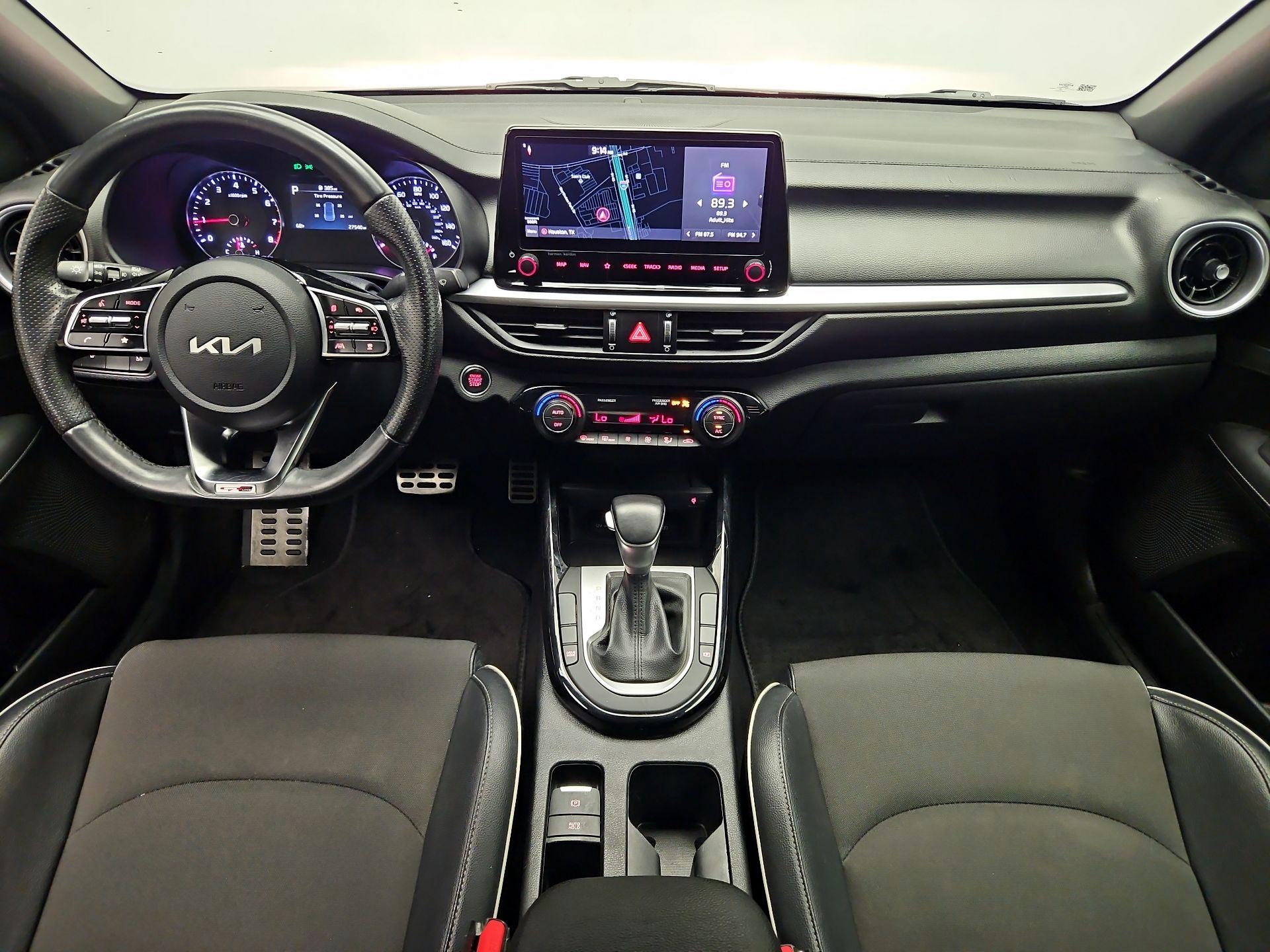 Thumbnail: 2022 Kia Forte - 9