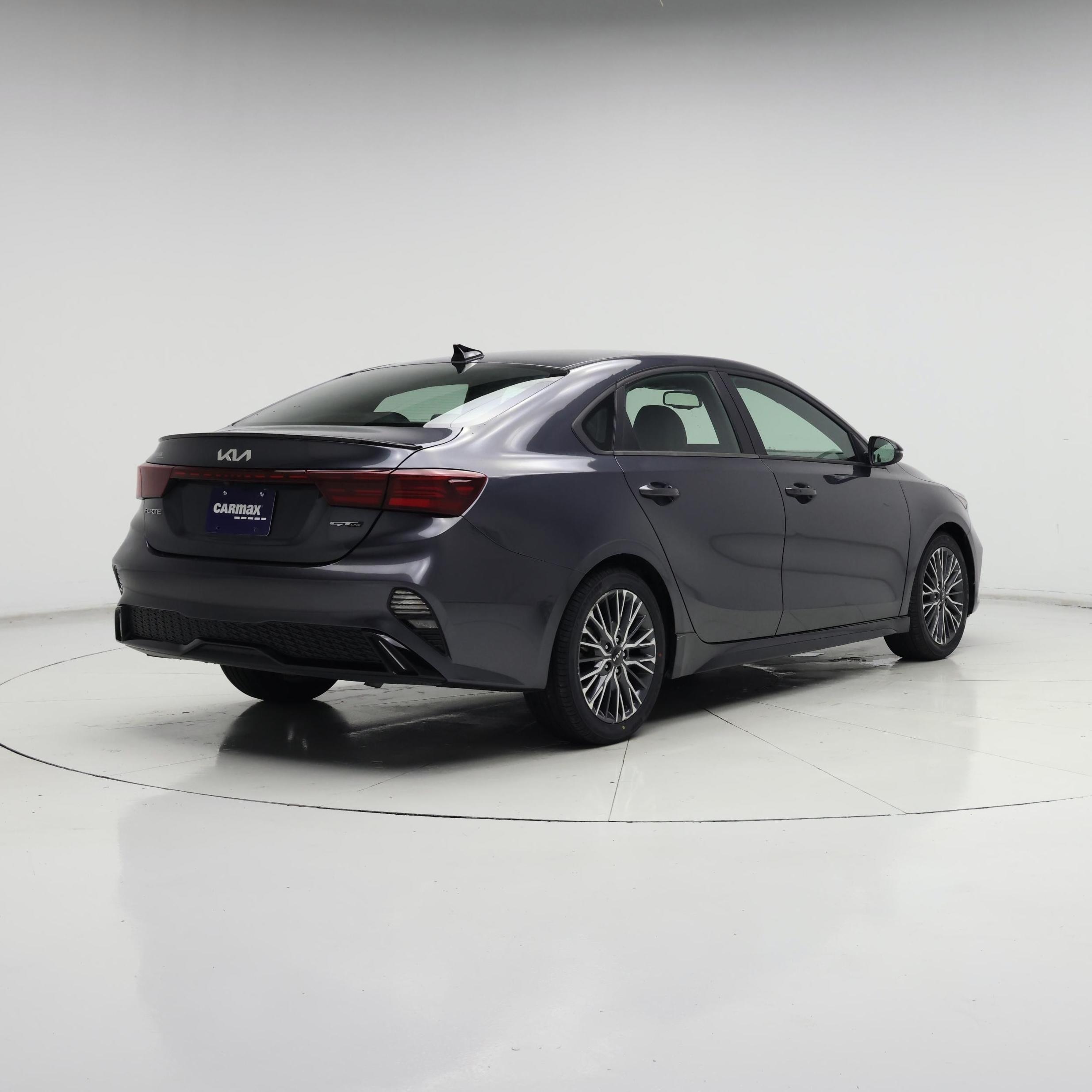 Thumbnail: 2022 Kia Forte - 8
