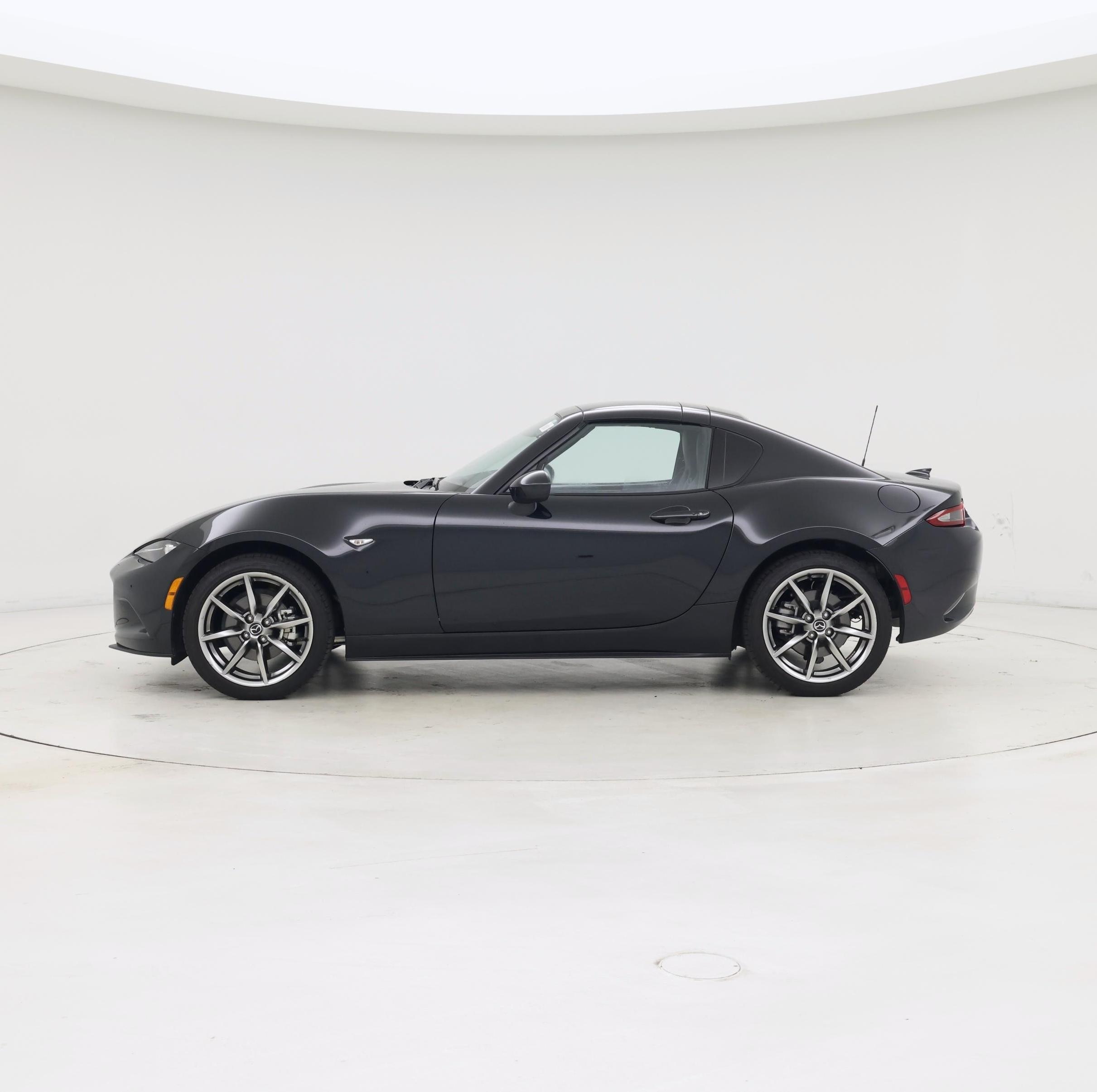 Thumbnail: 2023 Mazda MX-5 Miata - 3
