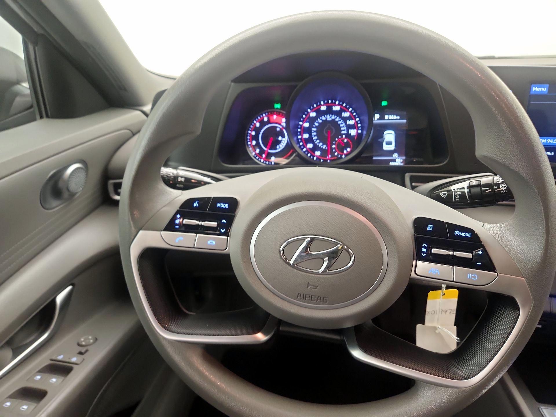 Thumbnail: 2021 Hyundai Elantra - 10