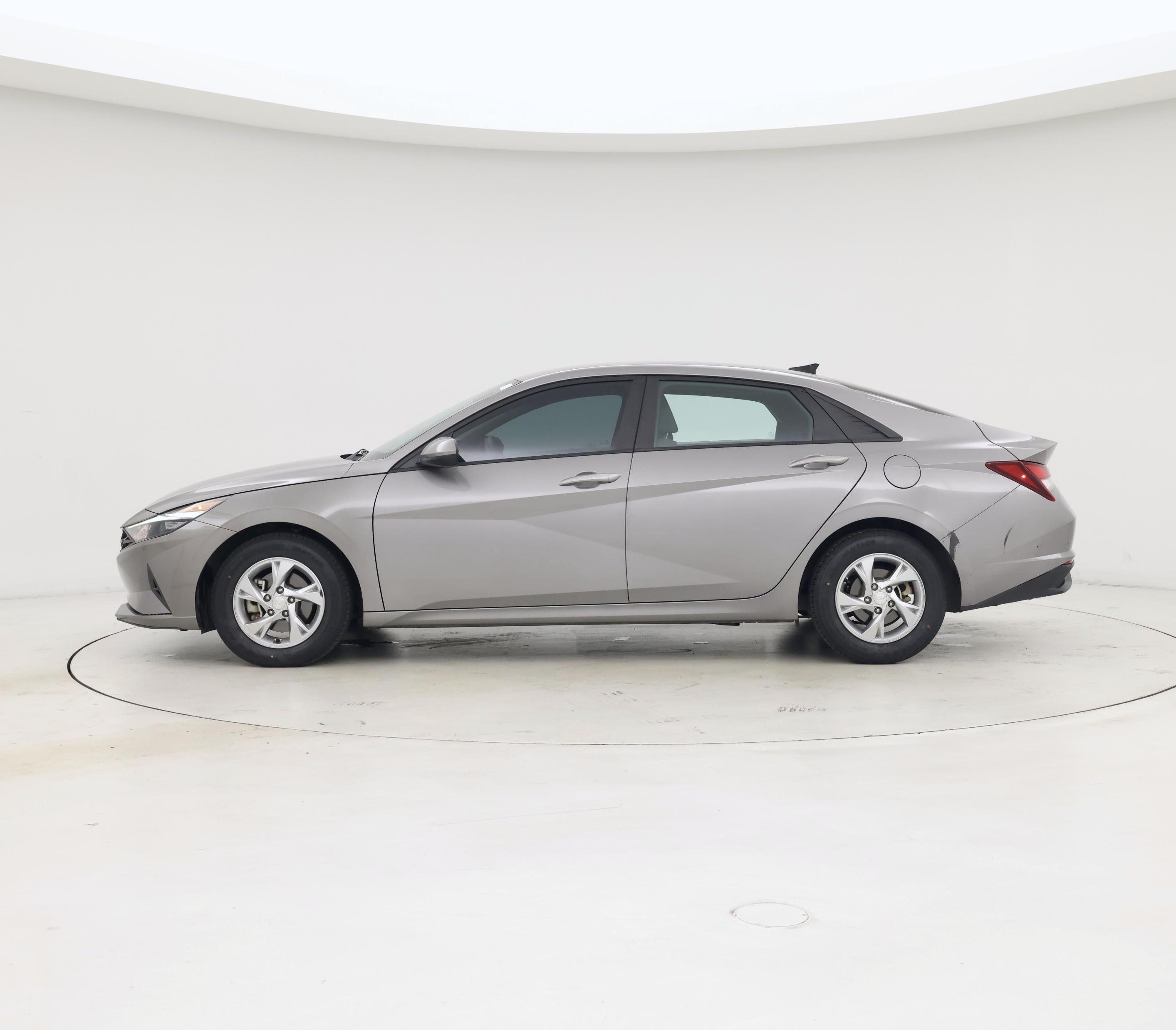 Thumbnail: 2021 Hyundai Elantra - 3