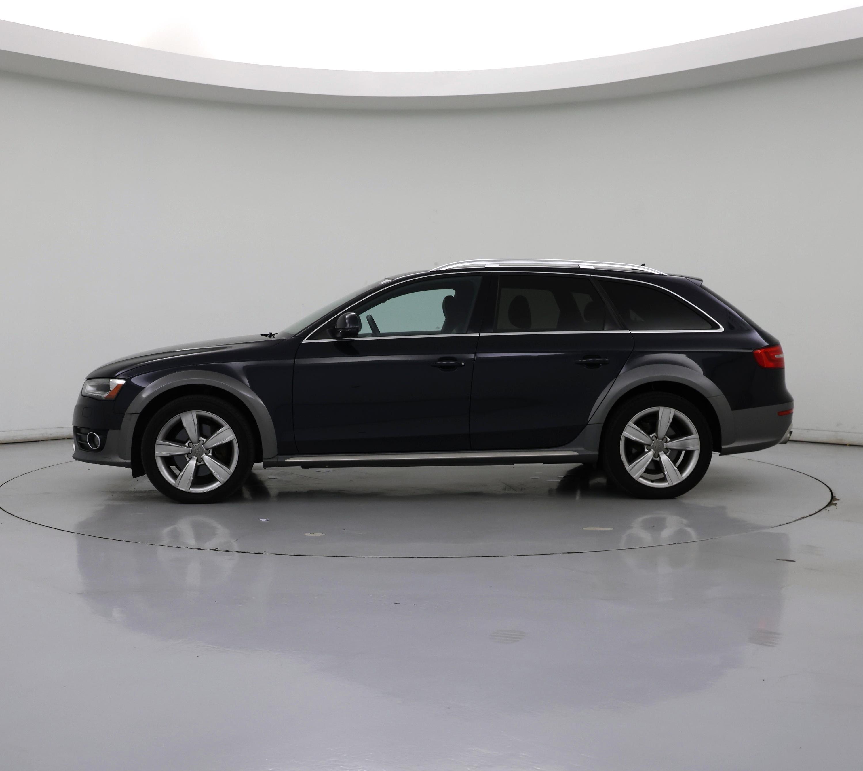 Thumbnail: 2016 Audi Allroad - 3