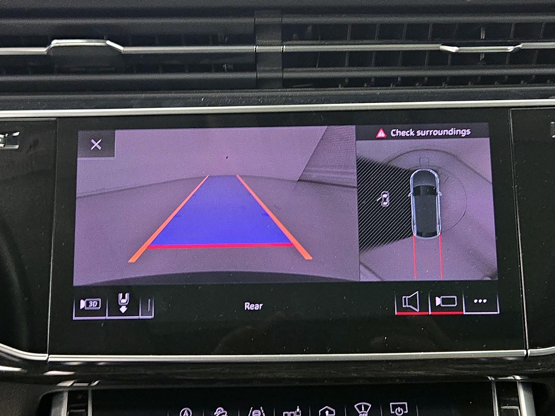 Thumbnail: 2019 Audi Q8 - 15