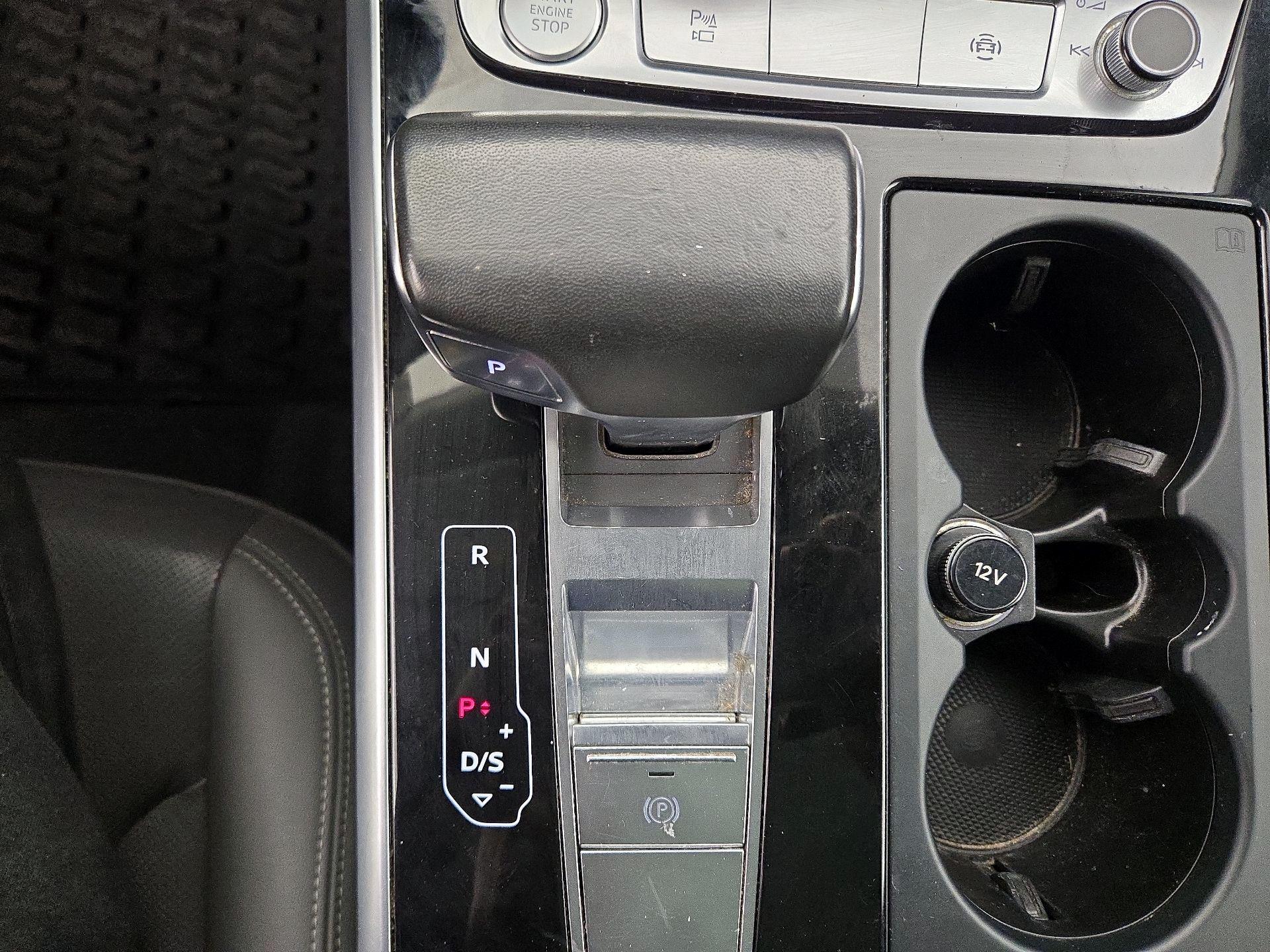 Thumbnail: 2019 Audi Q8 - 18