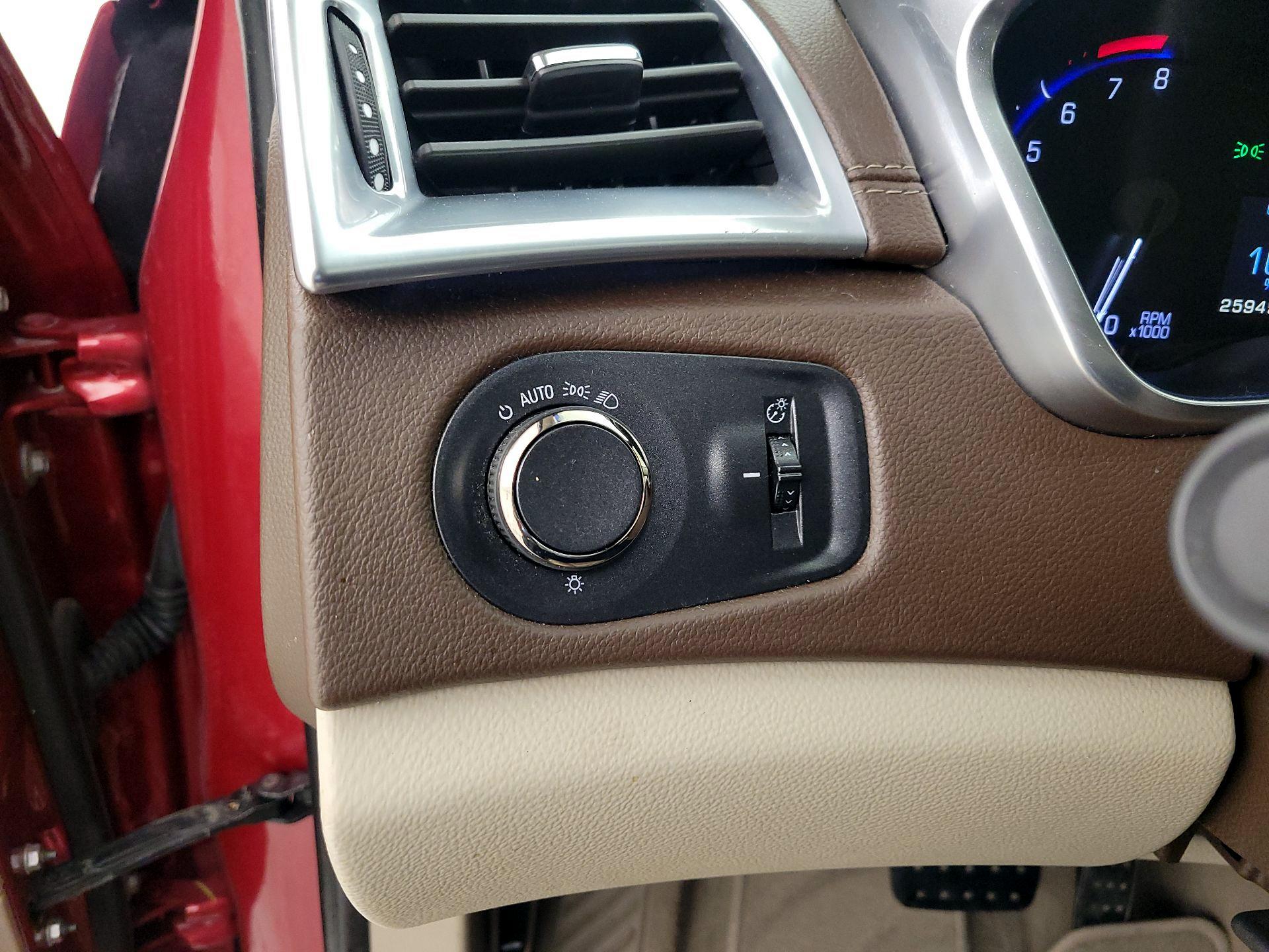 Thumbnail: 2015 Cadillac SRX - 13