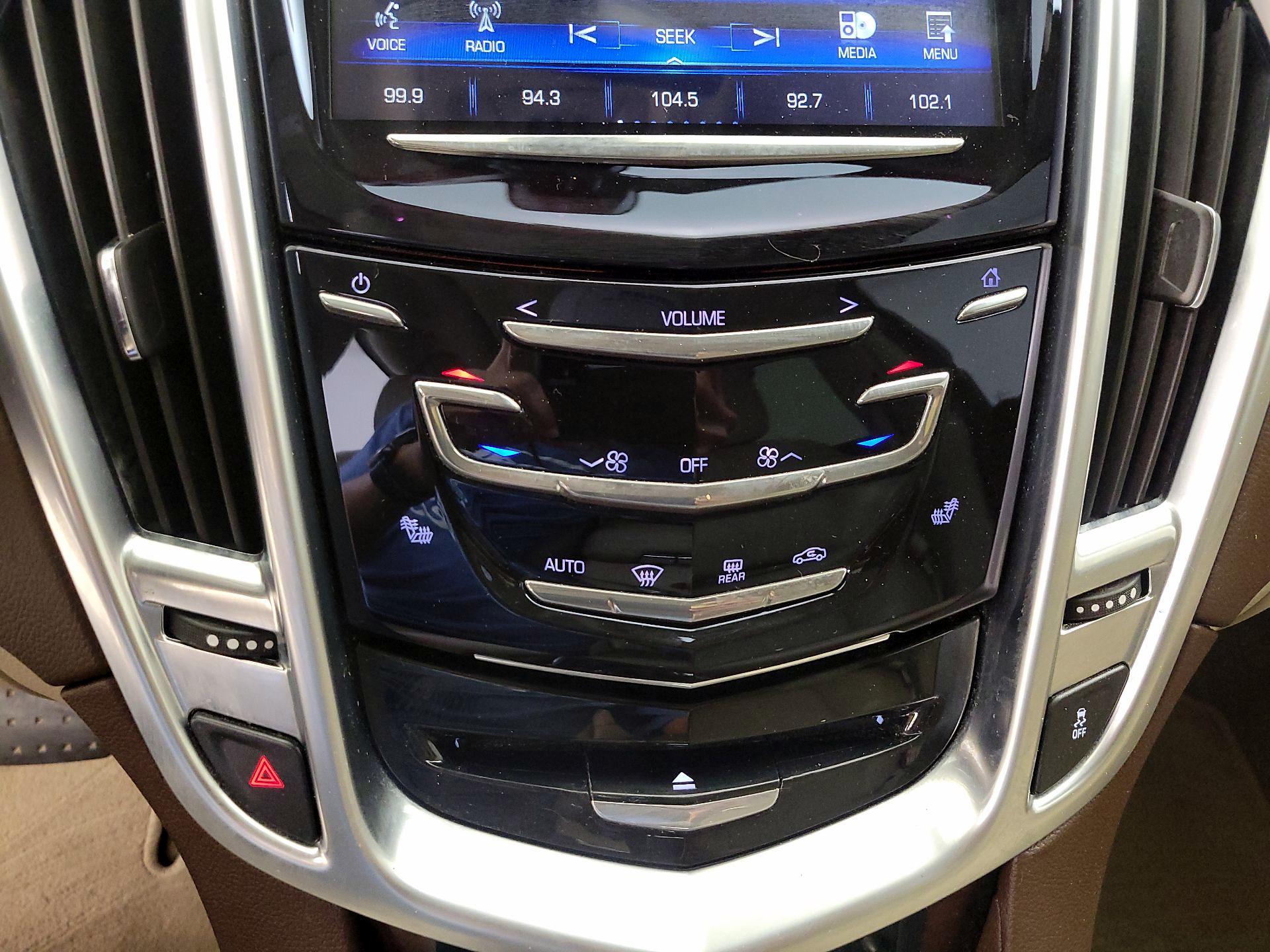 Thumbnail: 2015 Cadillac SRX - 16