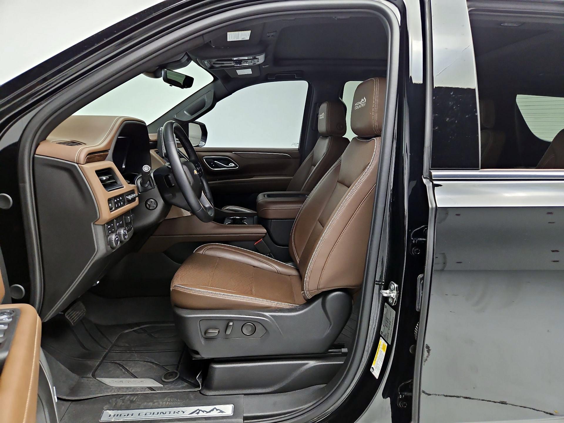 Thumbnail: 2023 Chevrolet Tahoe - 11
