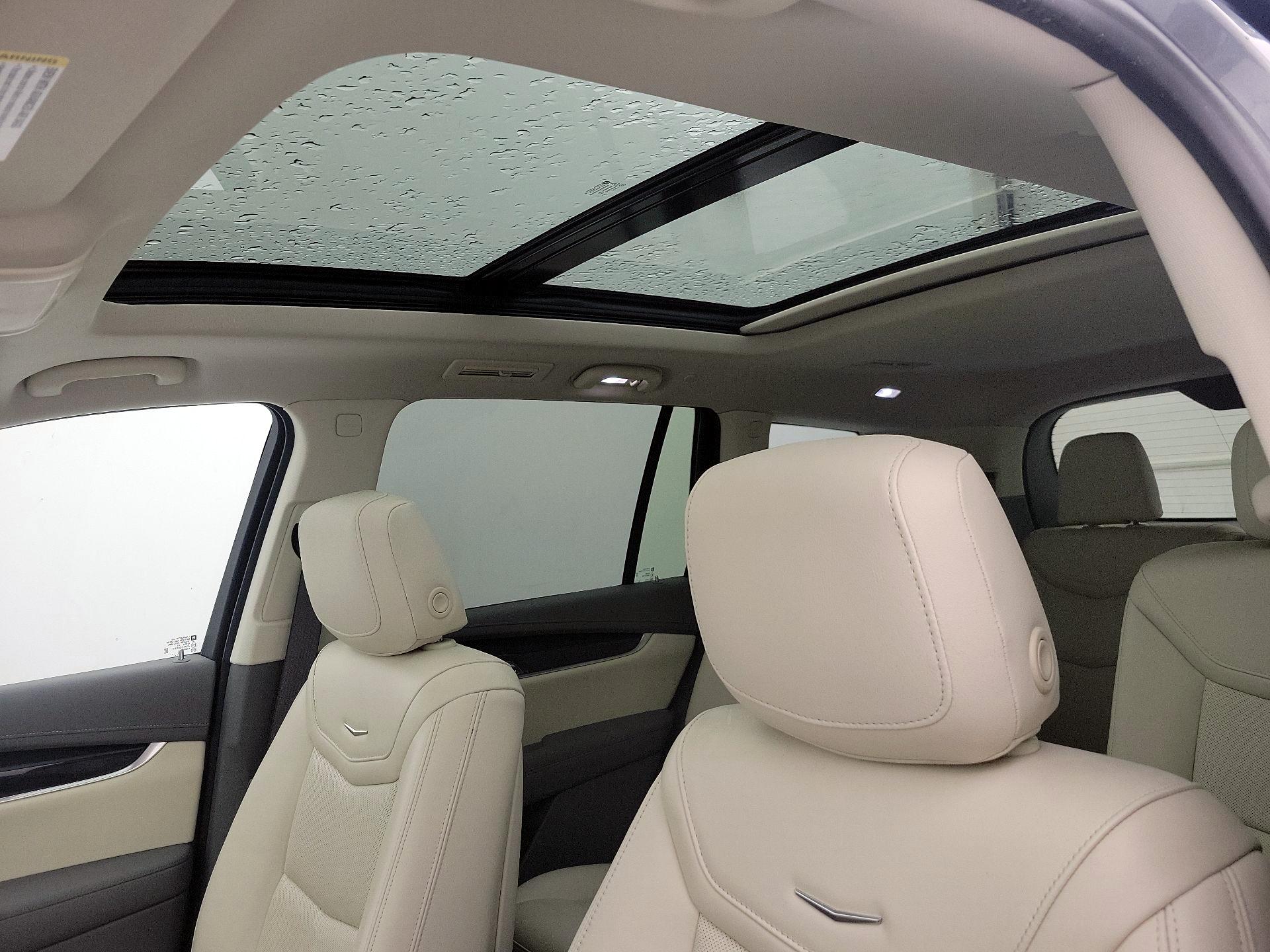 Thumbnail: 2023 Cadillac XT6 - 20