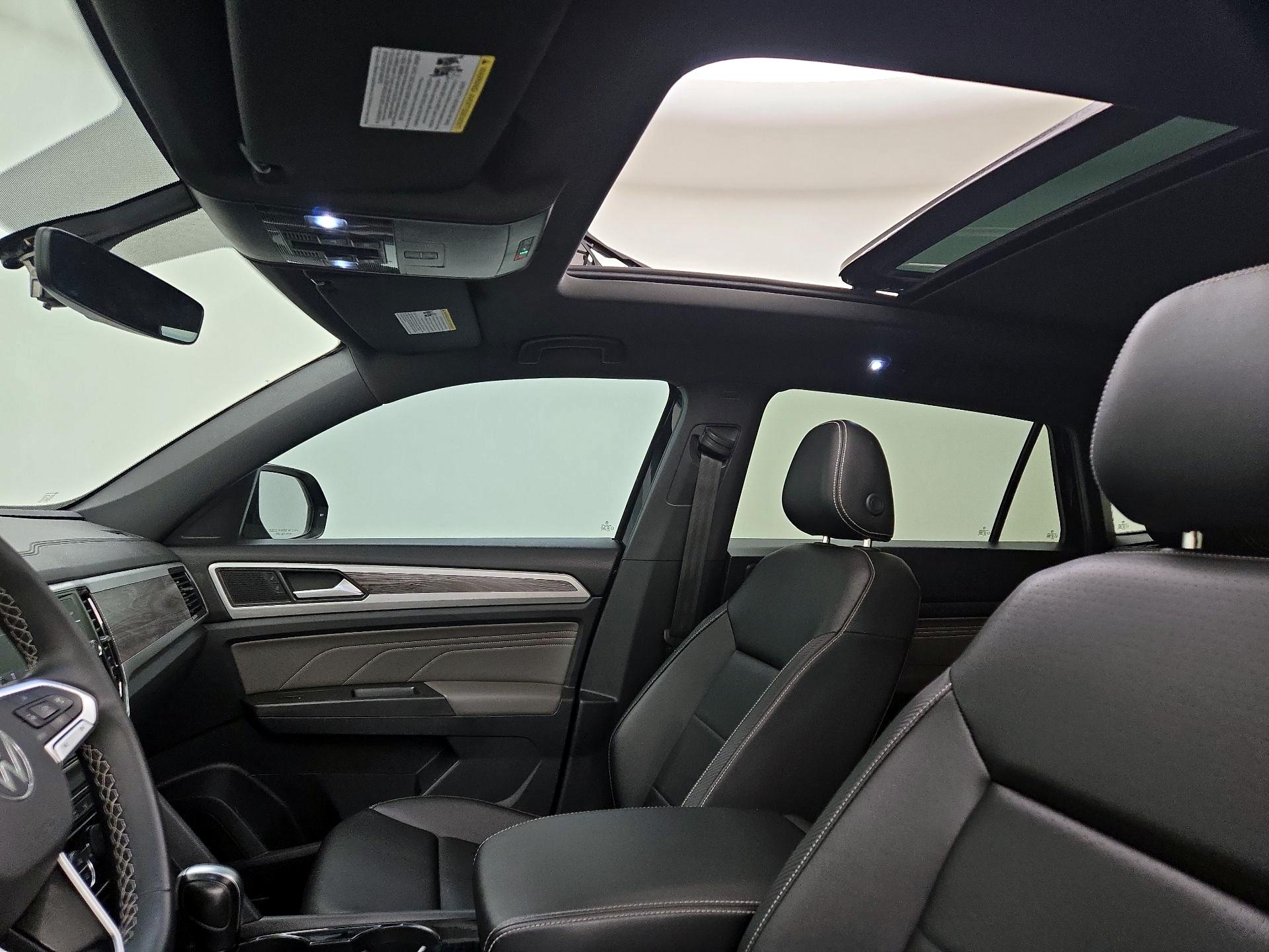 Thumbnail: 2022 Volkswagen Atlas - 19