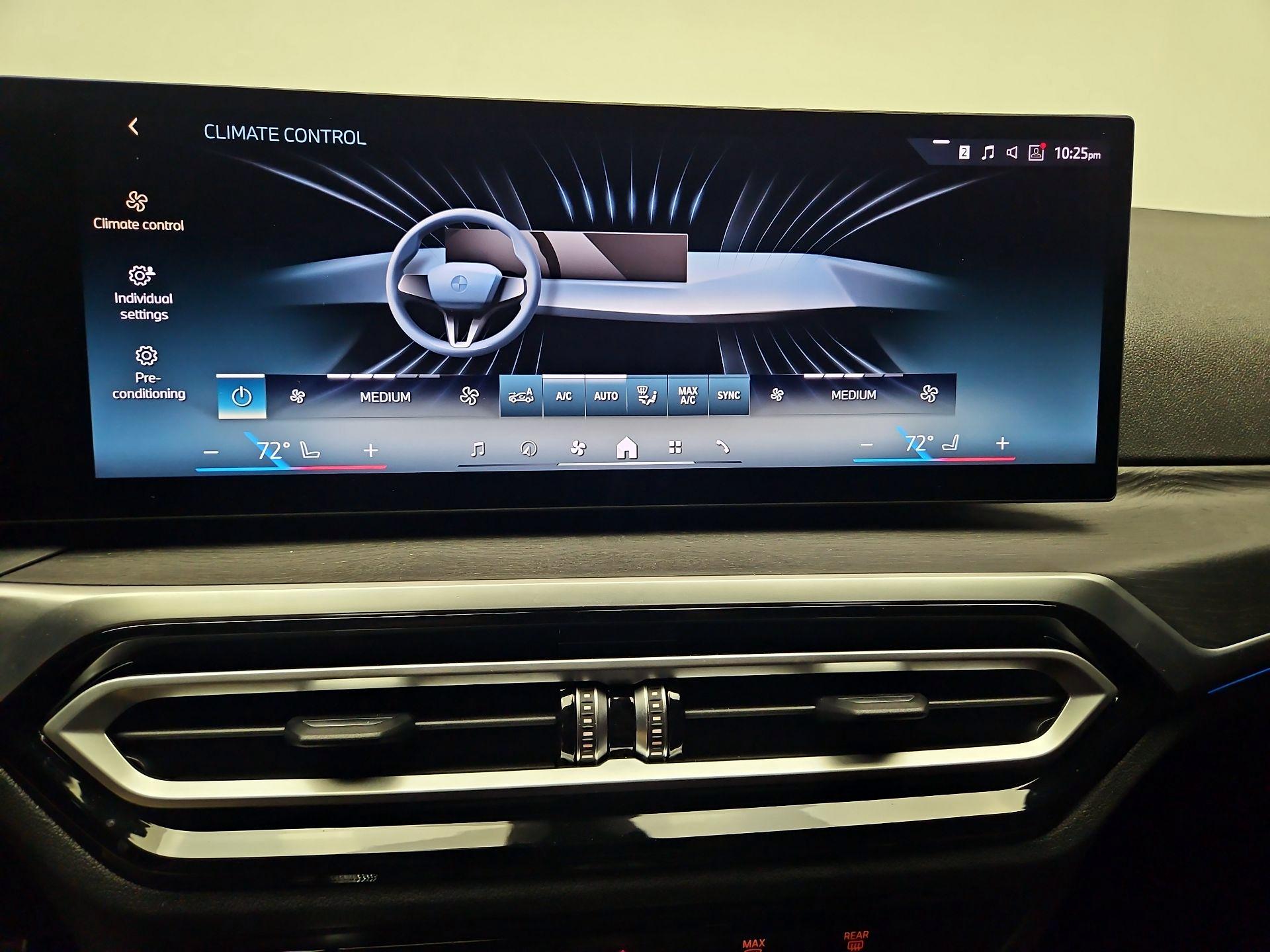 Thumbnail: 2024 BMW i4 - 17