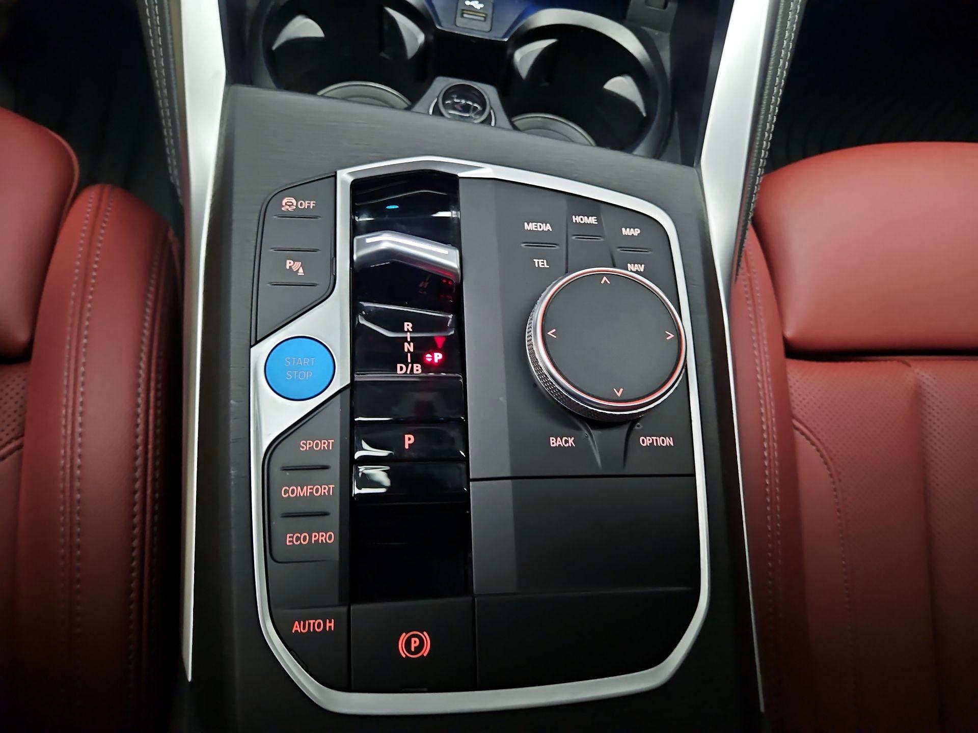 Thumbnail: 2024 BMW i4 - 18