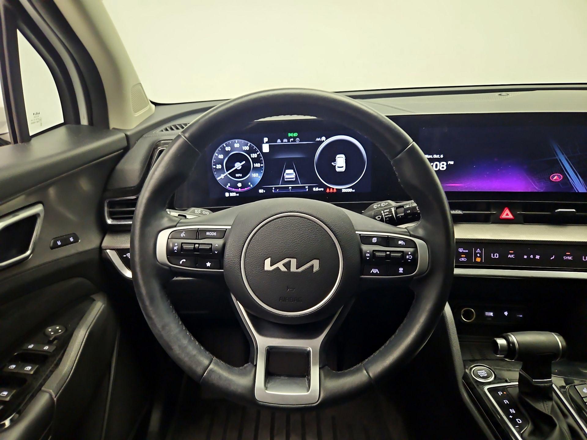 Thumbnail: 2023 Kia Sportage - 10