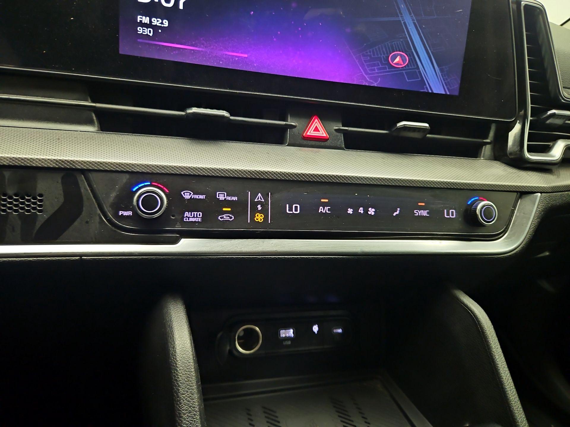 Thumbnail: 2023 Kia Sportage - 15