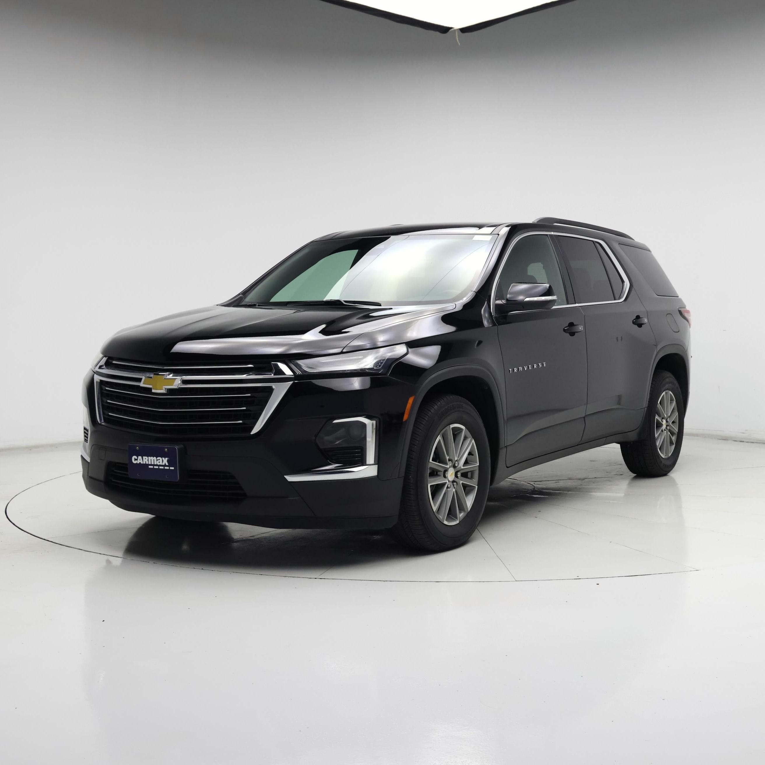 Thumbnail: 2022 Chevrolet Traverse - 4