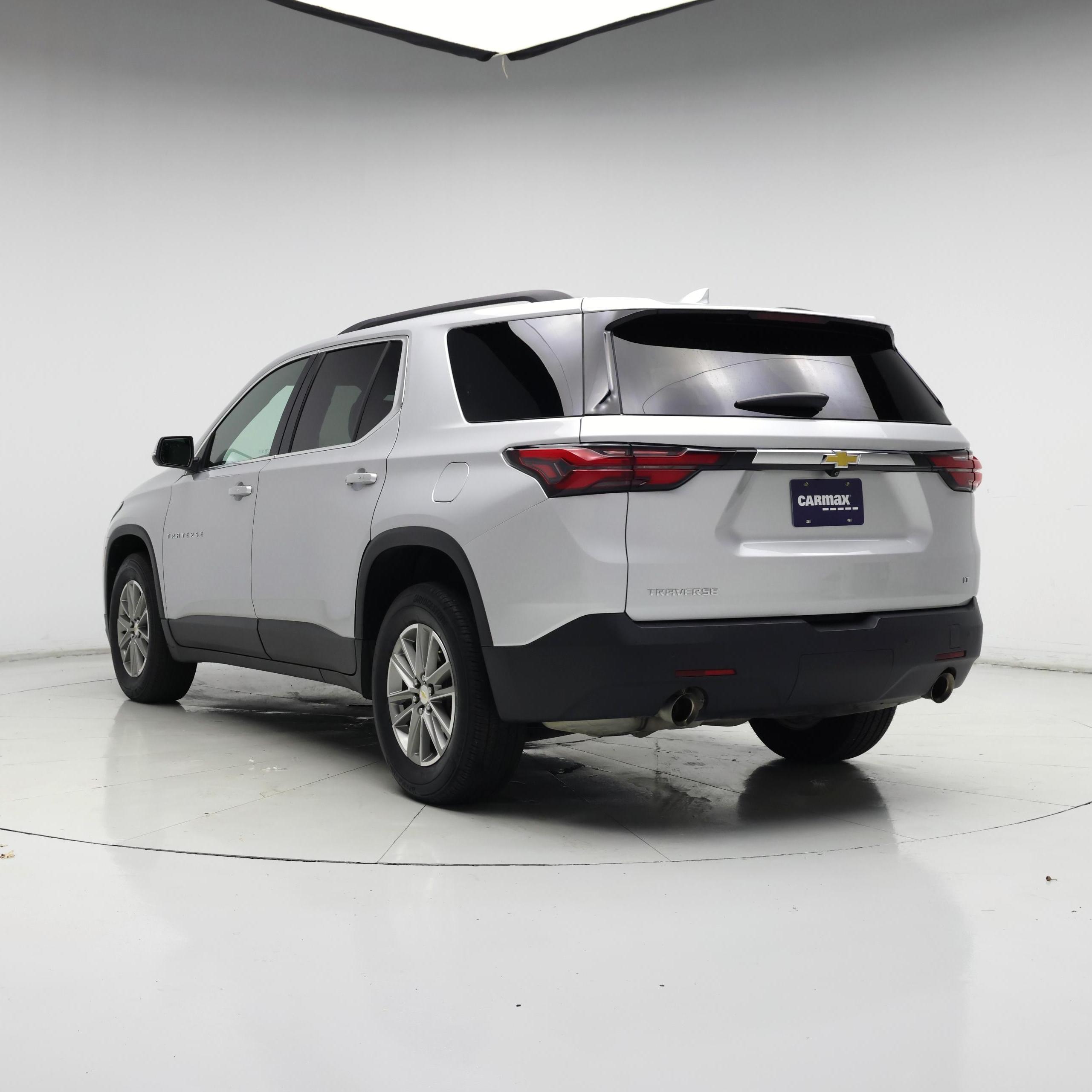 Thumbnail: 2022 Chevrolet Traverse - 2