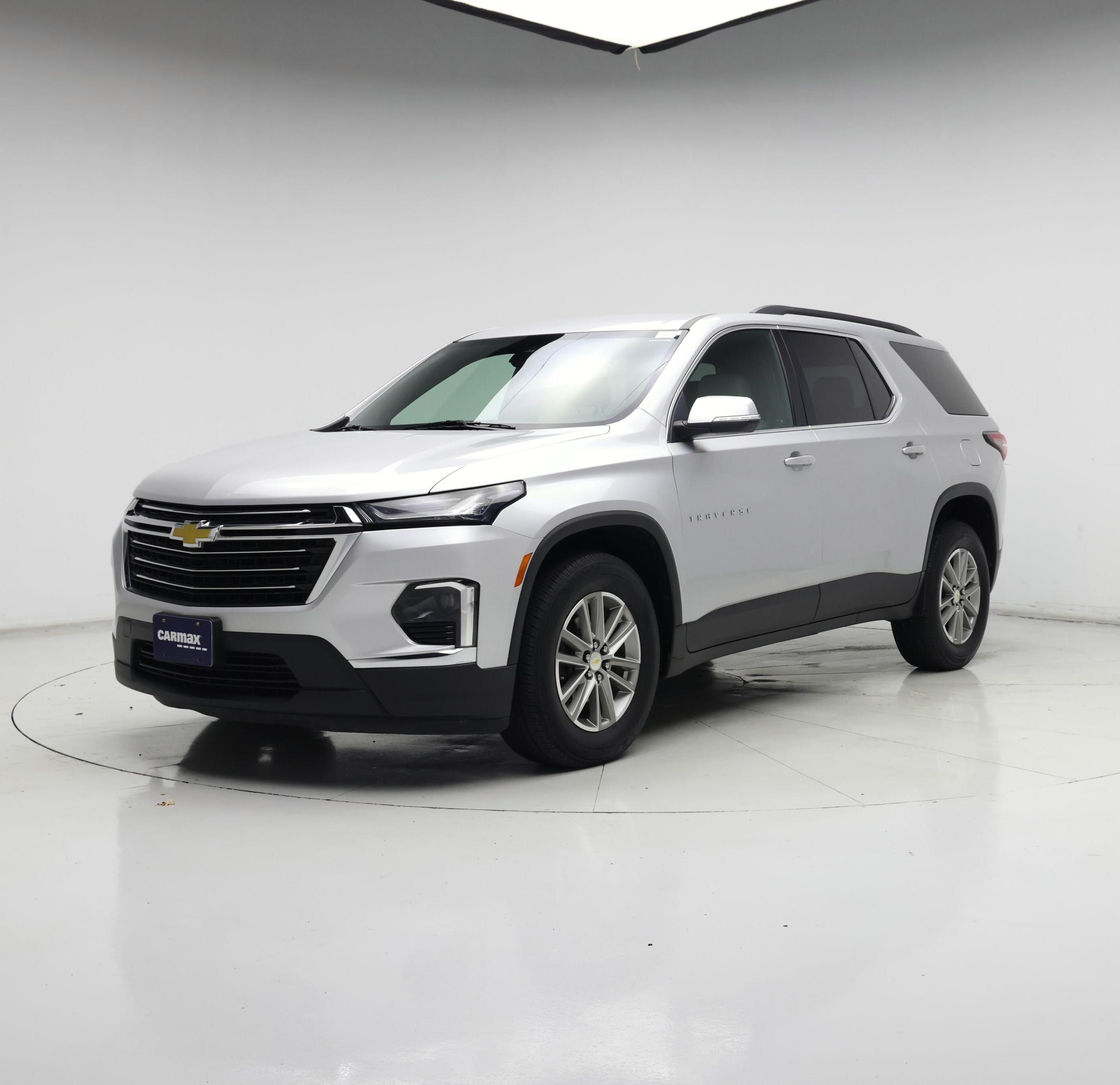 Thumbnail: 2022 Chevrolet Traverse - 4