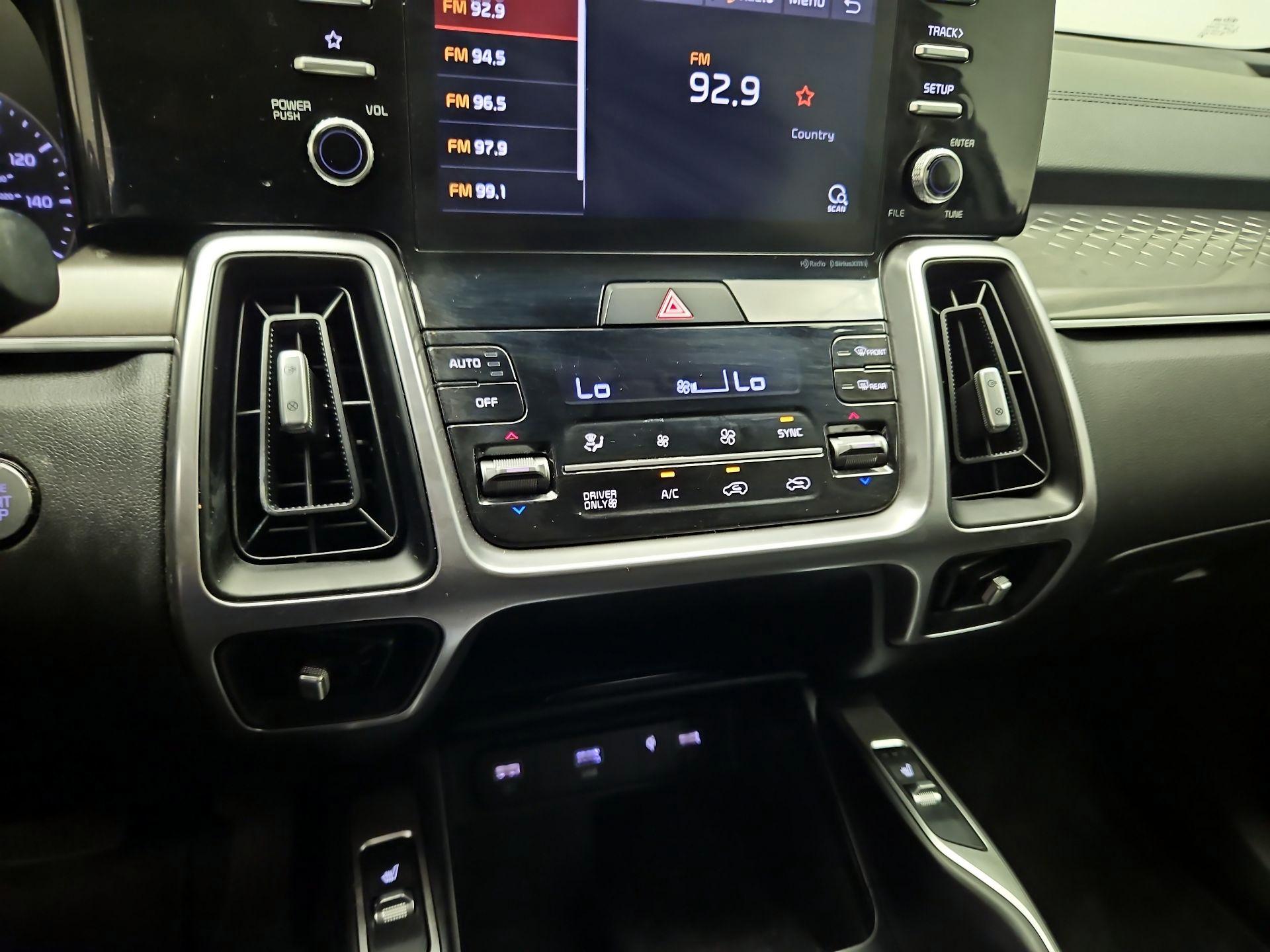 Thumbnail: 2021 Kia Sorento - 15