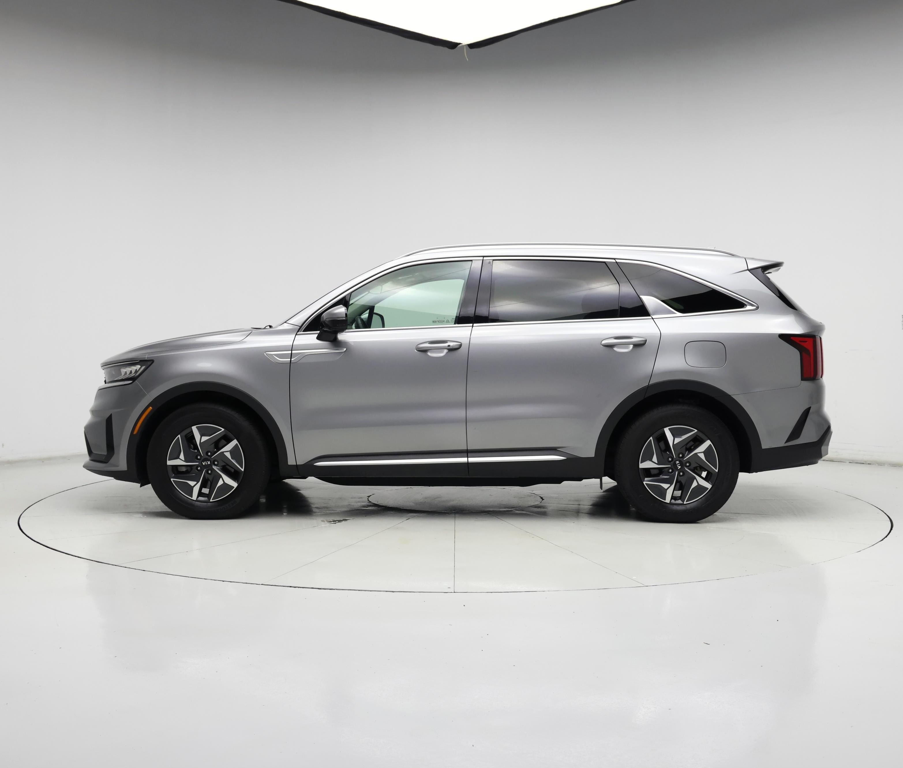 Thumbnail: 2021 Kia Sorento - 3