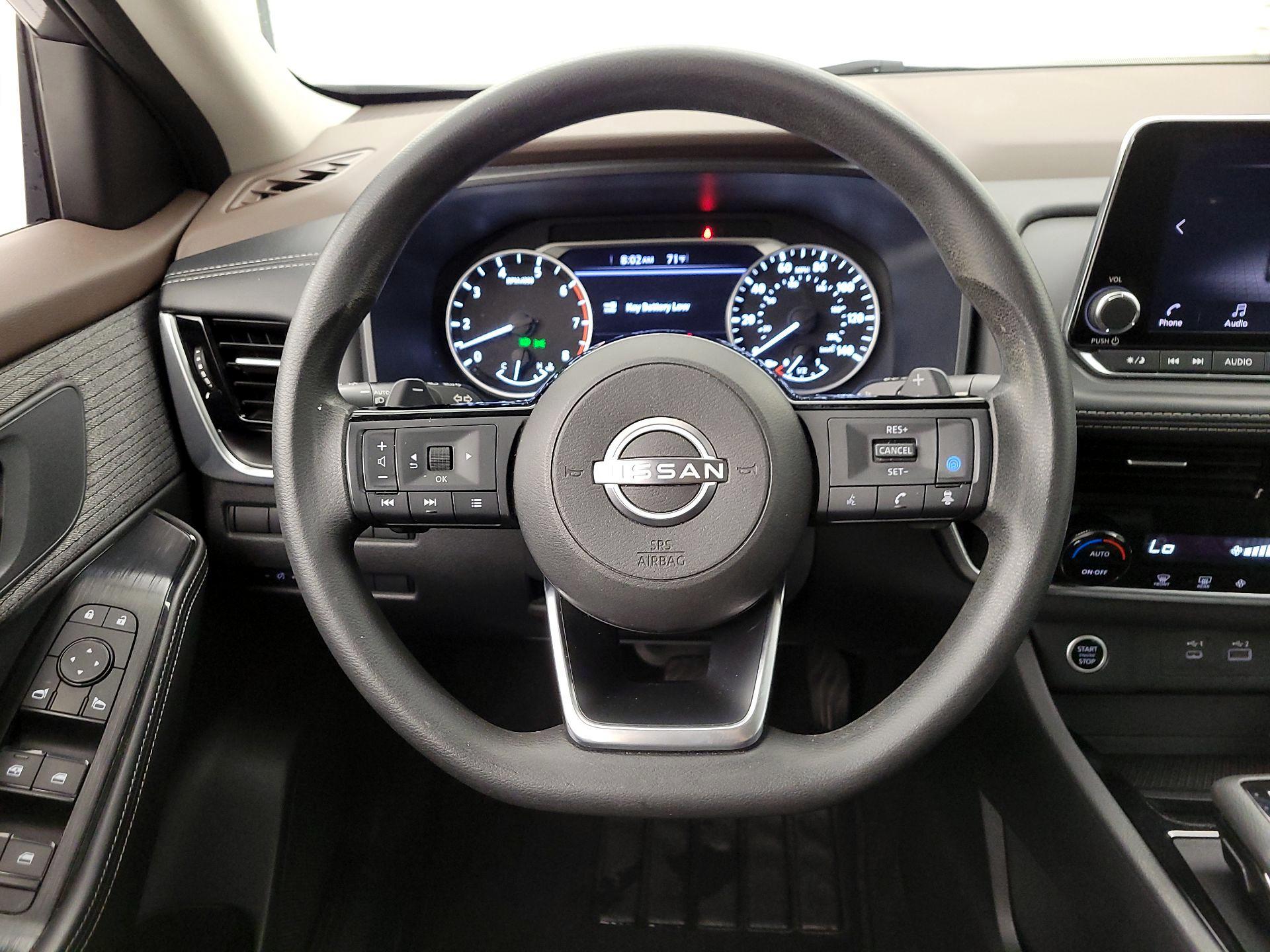 Thumbnail: 2022 Nissan Rogue - 10
