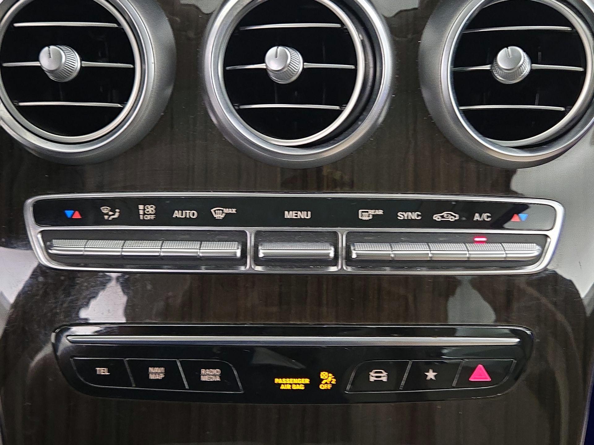 Thumbnail: 2020 Mercedes-Benz GLC - 17