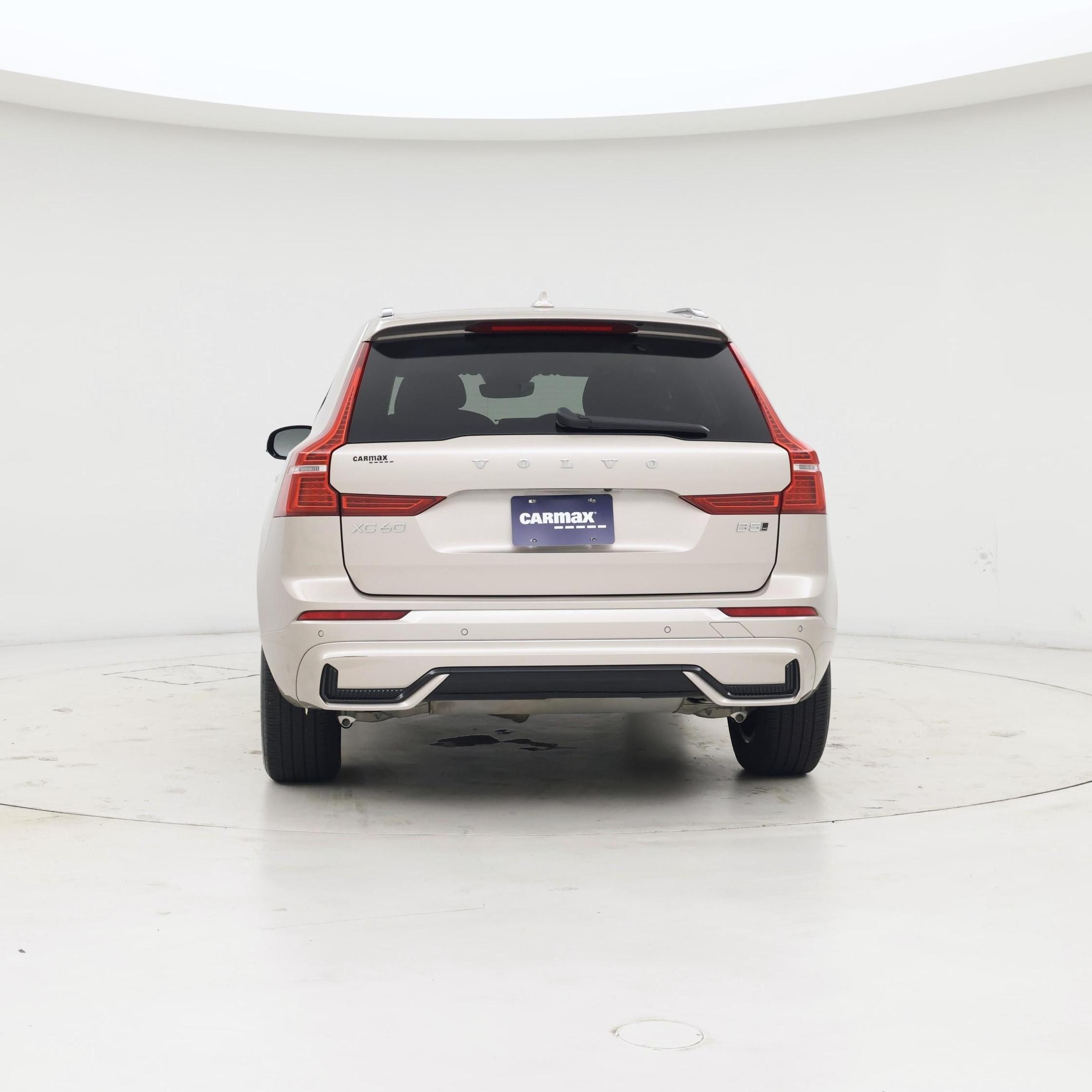 Thumbnail: 2025 Volvo XC60 - 6
