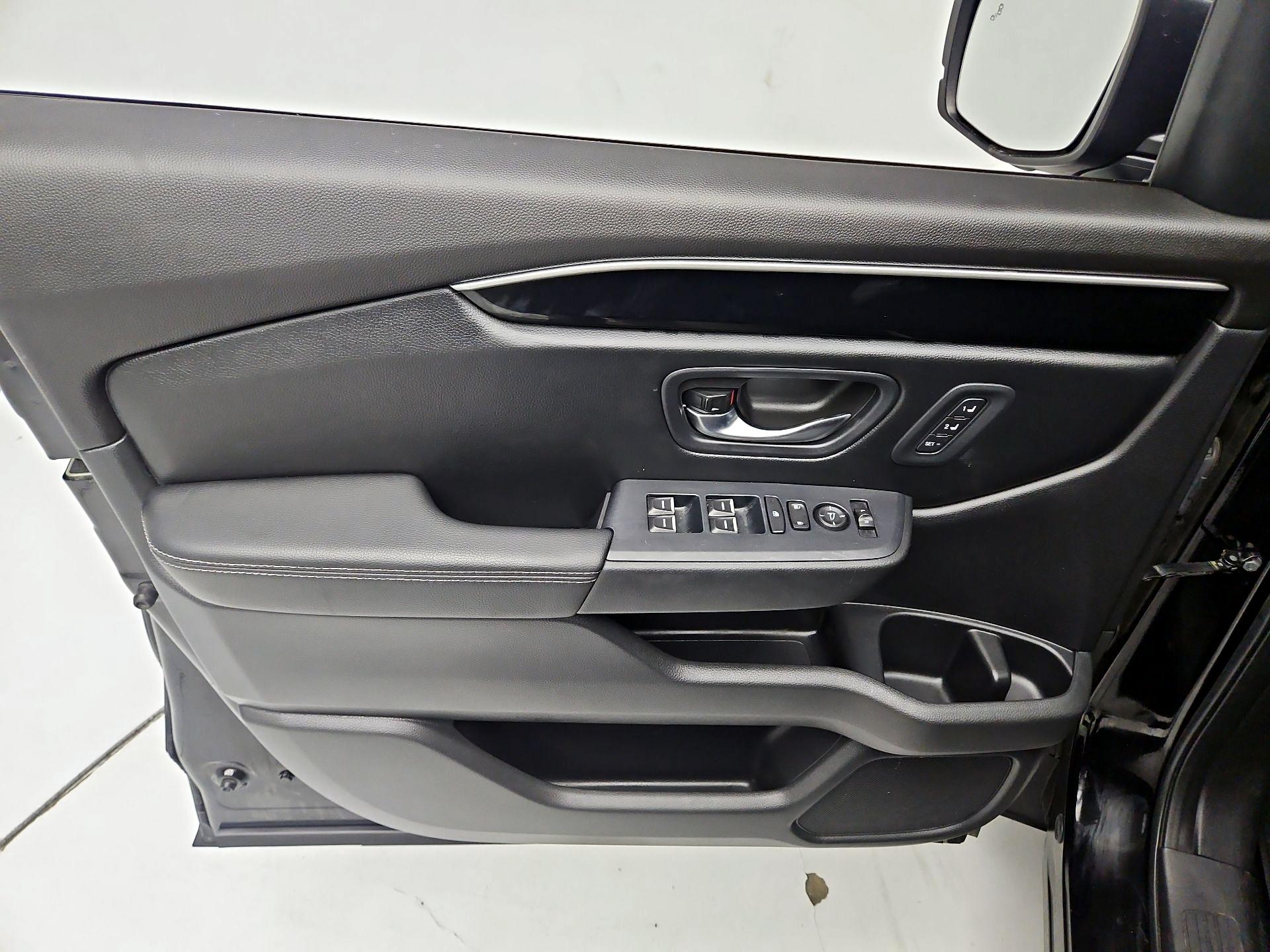 Thumbnail: 2023 Honda Pilot - 12