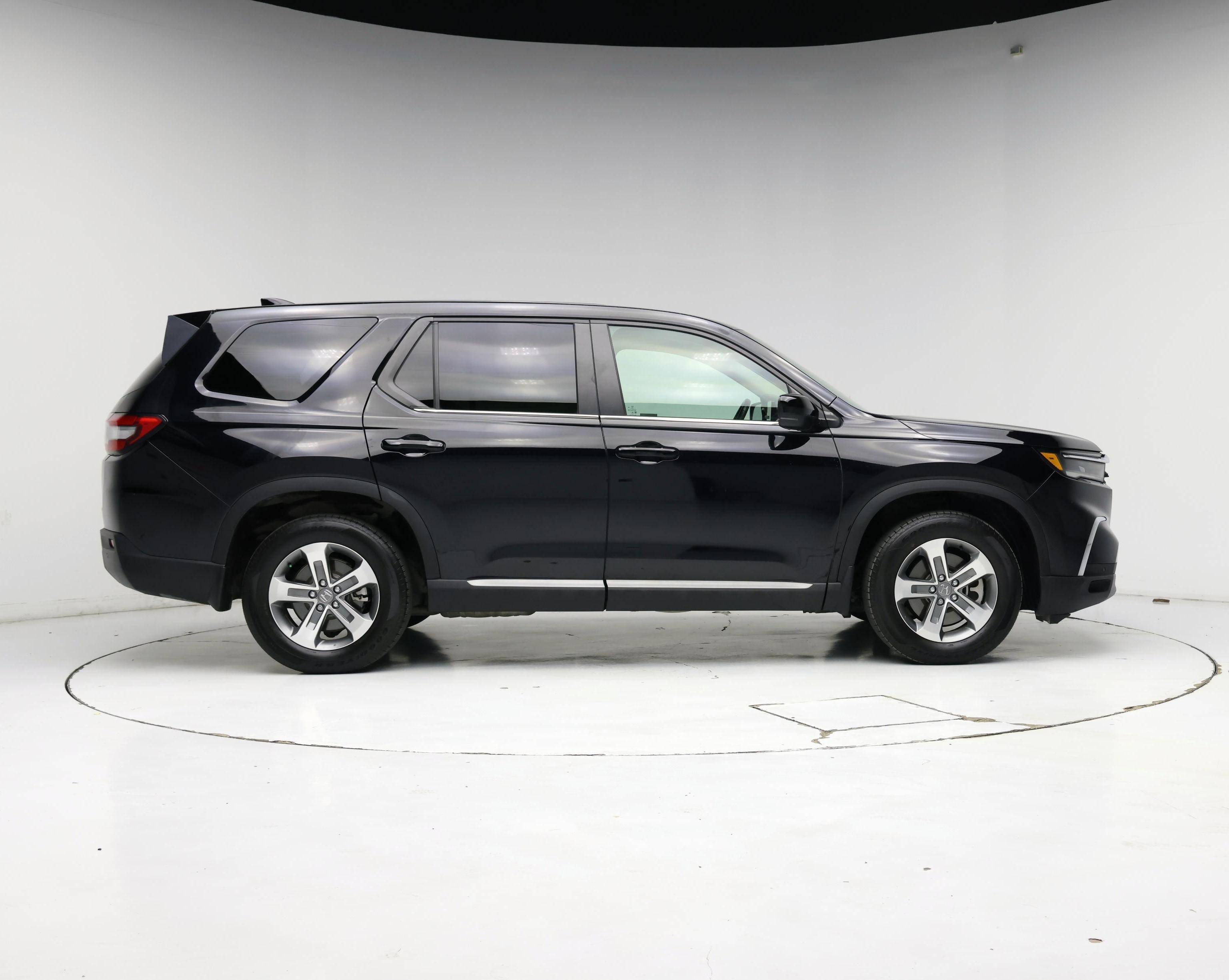 Thumbnail: 2023 Honda Pilot - 7