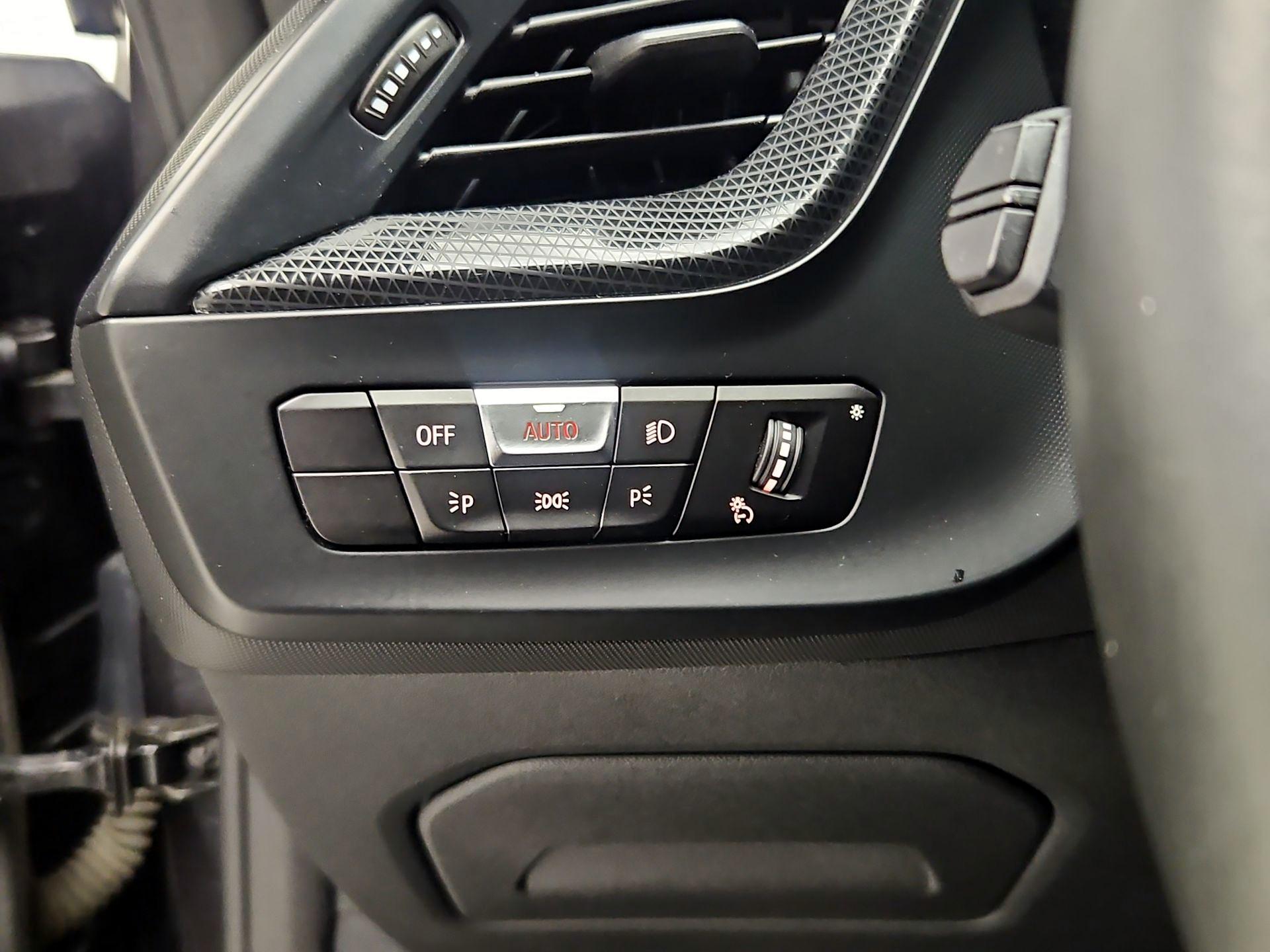 Thumbnail: 2020 BMW 2 Series - 13