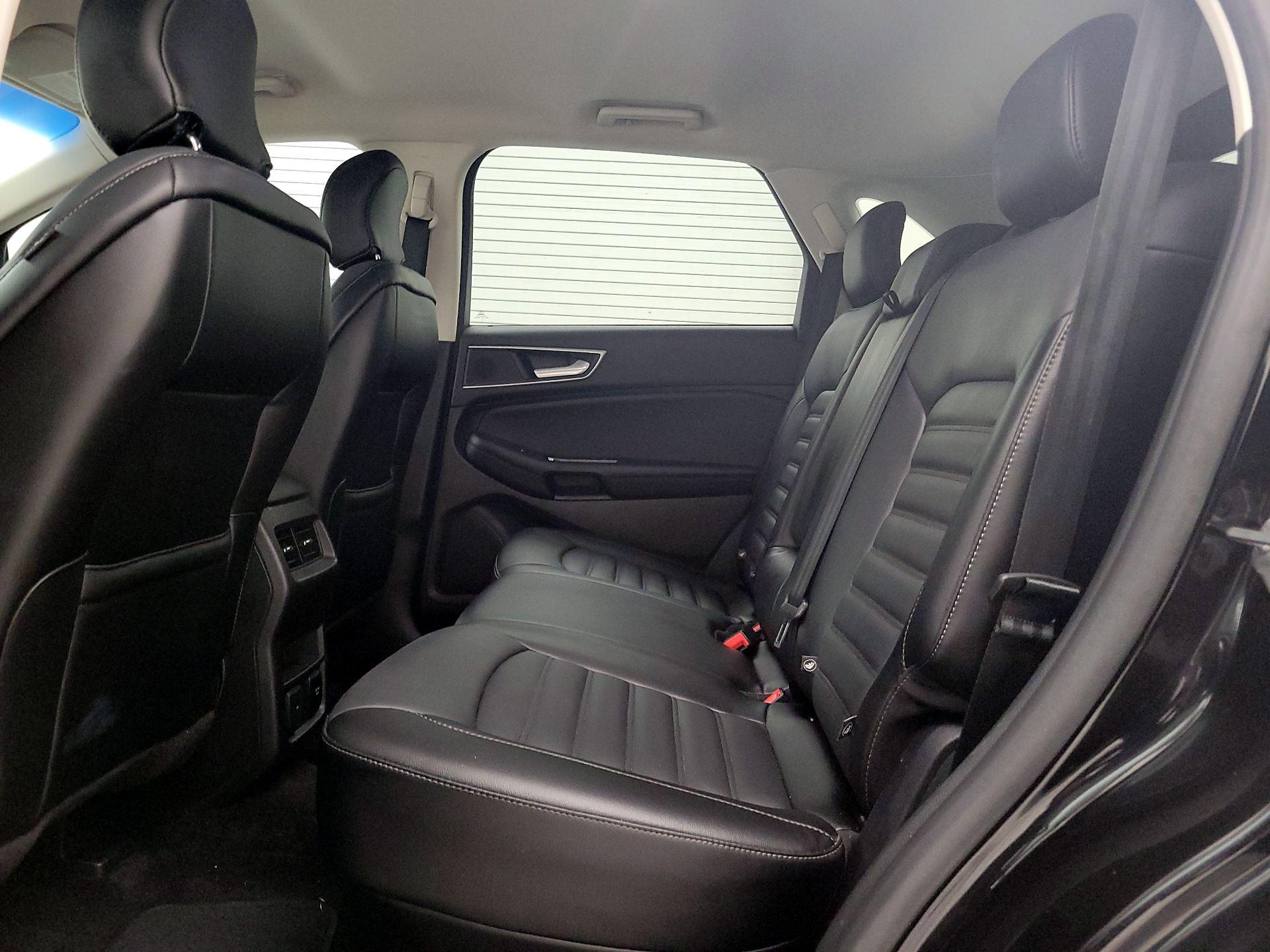Thumbnail: 2017 Ford Edge - 20