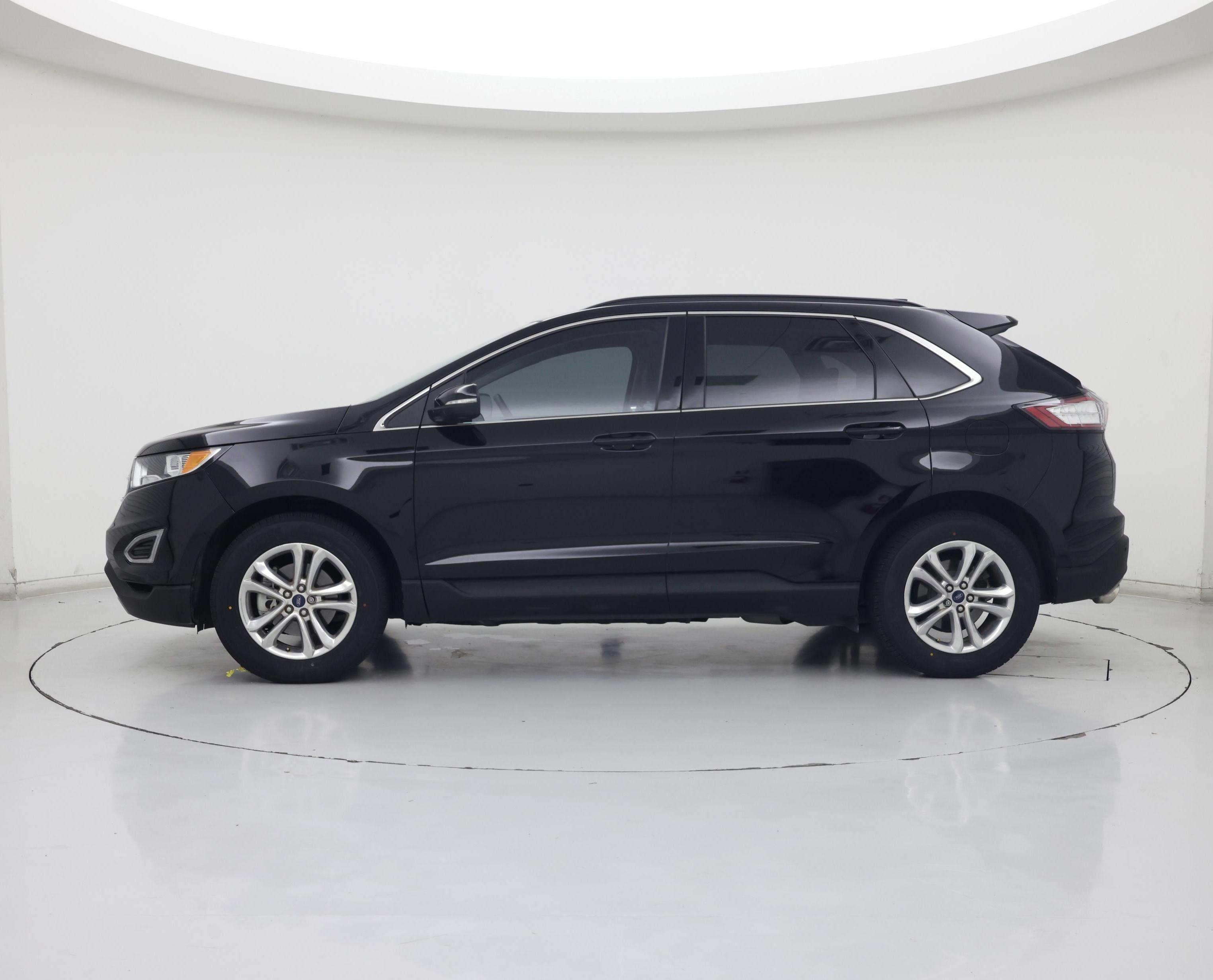 Thumbnail: 2017 Ford Edge - 3