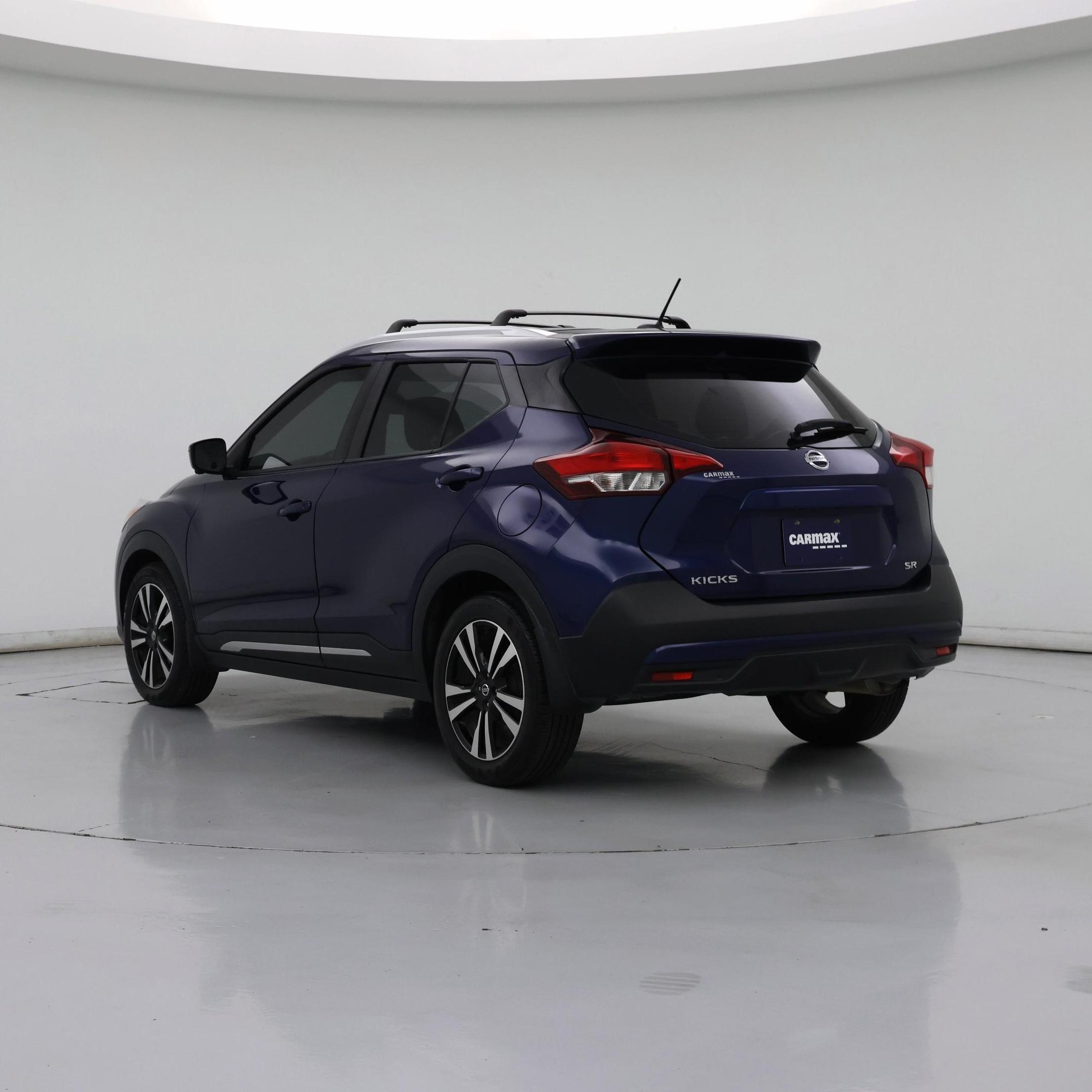 Thumbnail: 2019 Nissan Kicks - 2