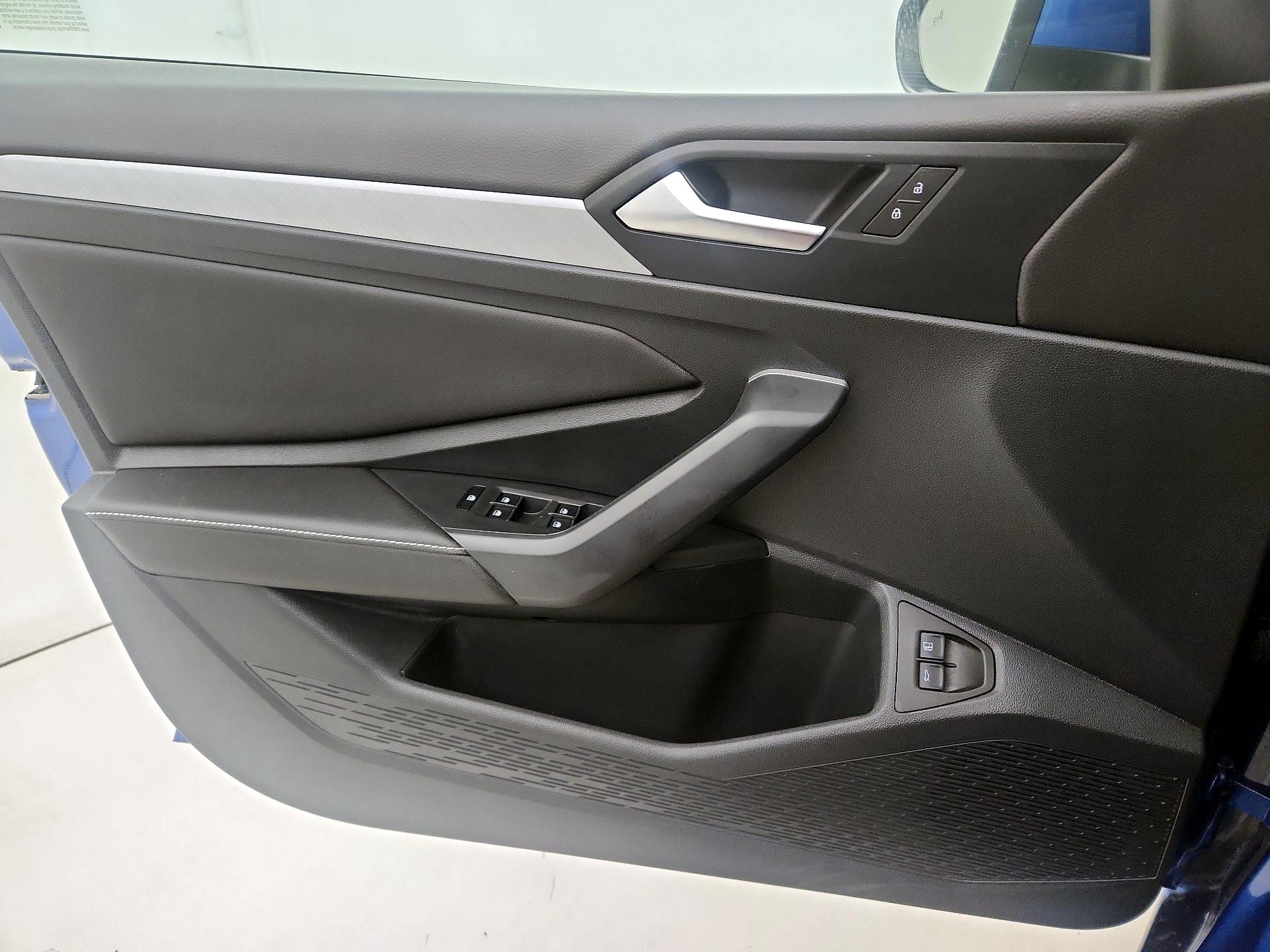 Thumbnail: 2024 Volkswagen Jetta - 12