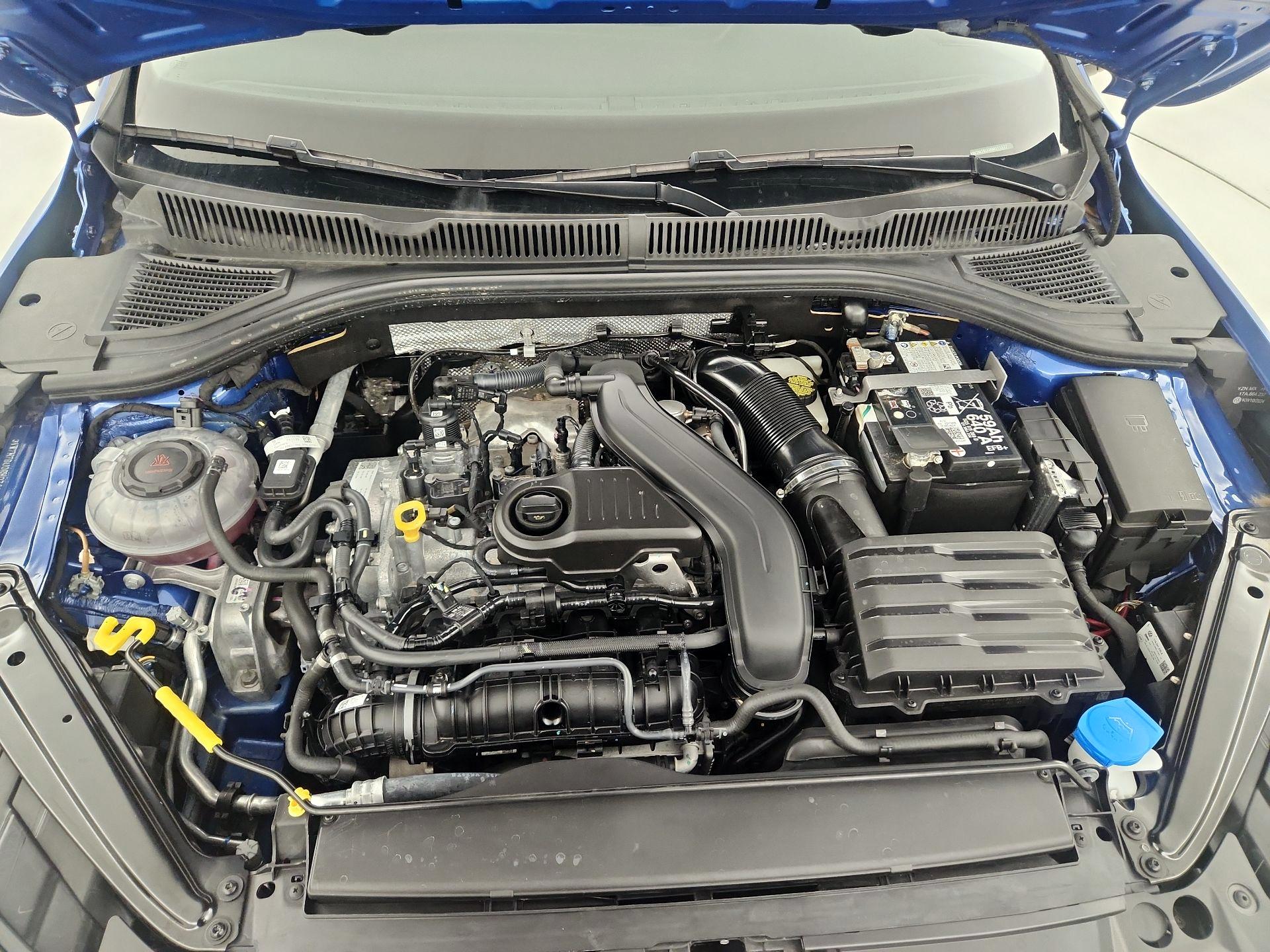 Thumbnail: 2024 Volkswagen Jetta - 17